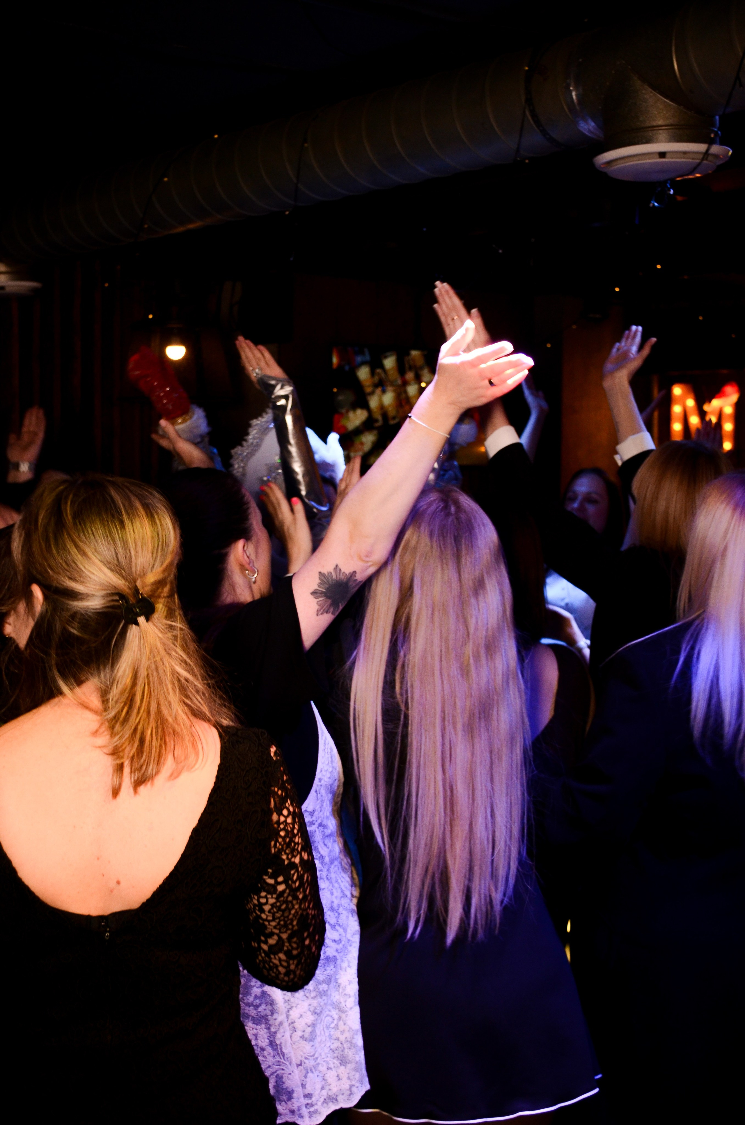 19.12.25 New Year Party. Мята Спортивная — Кальянная, караоке, бар в Минске