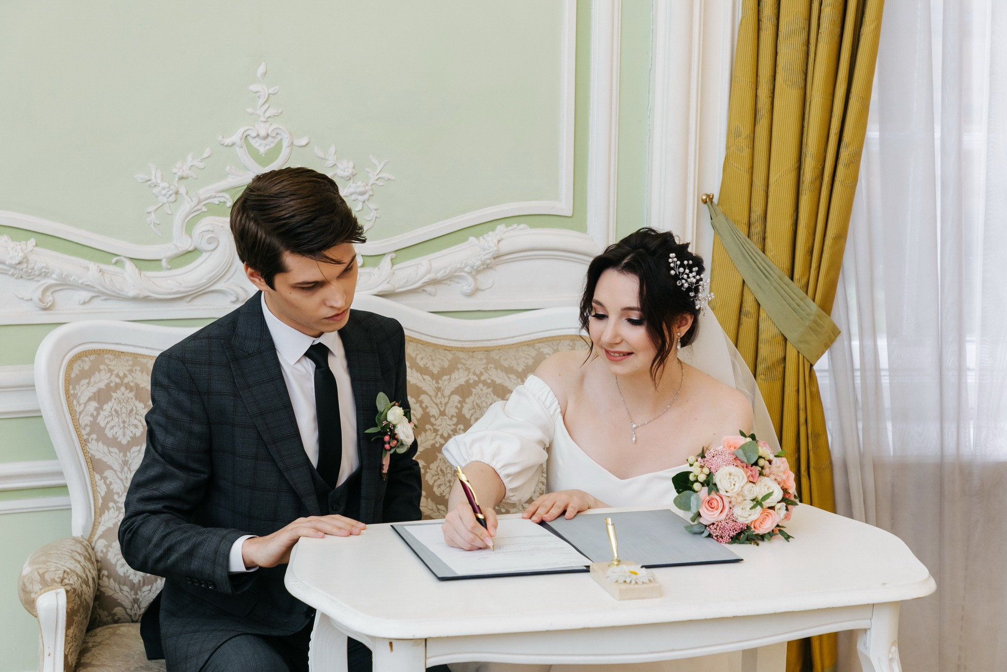 Свадебная регистрация, ЗАГС Петроградского р-на. Фотограф крещение венчание в Петербурге! Помогает подобрать храм и посоветовал душевного батюшку в СПб