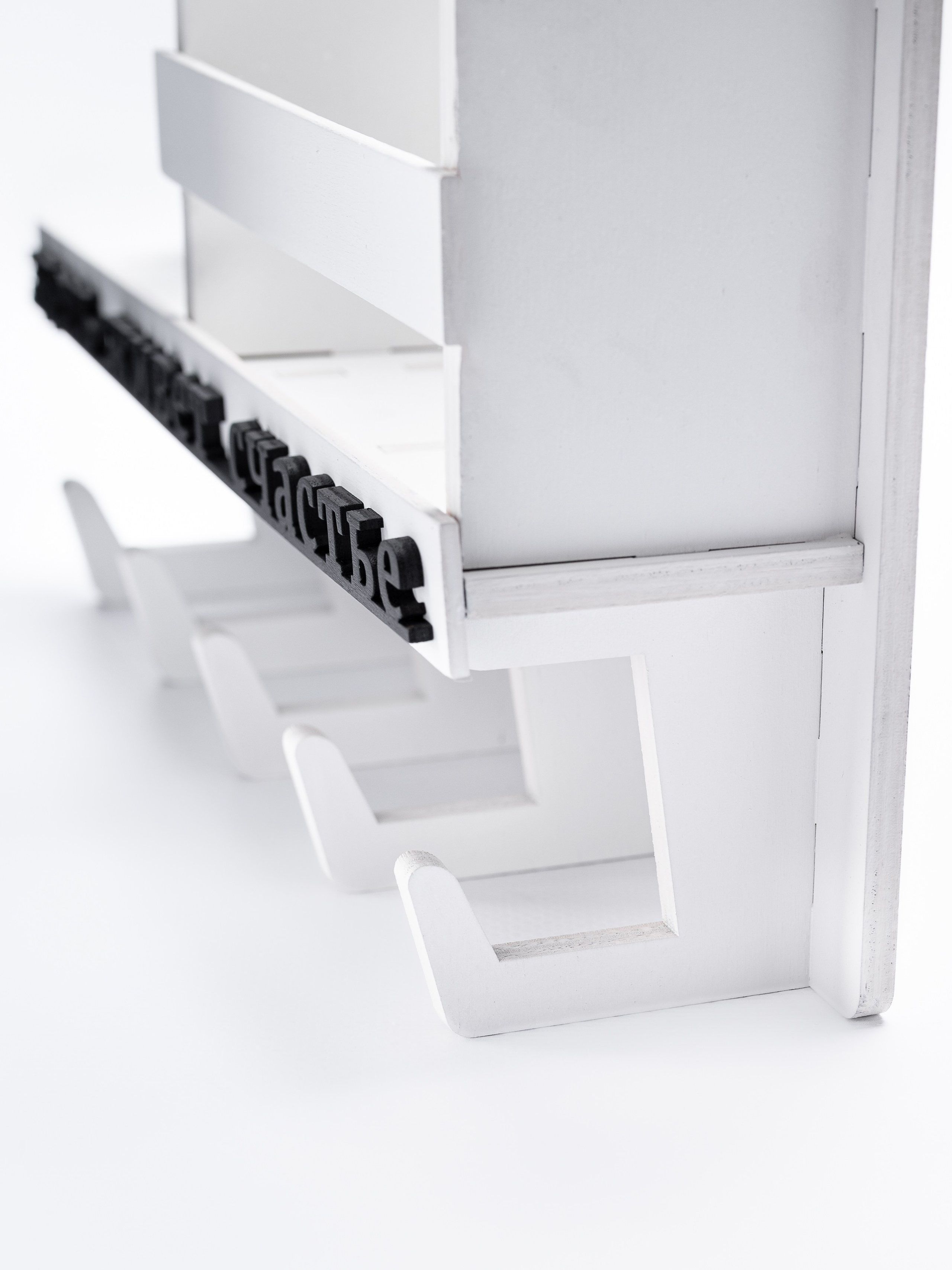 Настенные крючки. Предметный фотограф, фото для маркетплейсов Пятигорск, КМВ