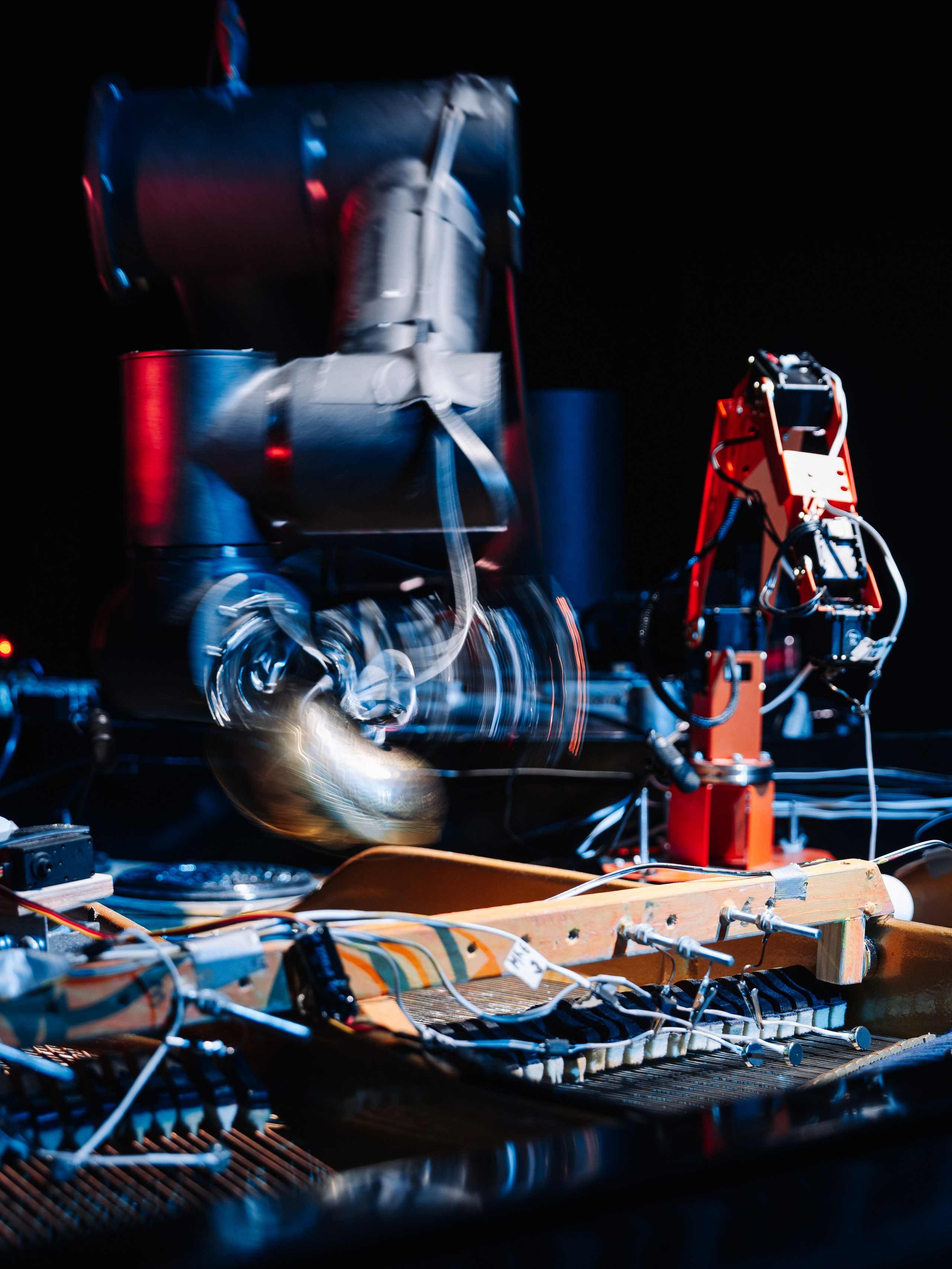 INTERVALS.EXHIBITION. @tomrus: Рустам Шагиморданов — фотограф