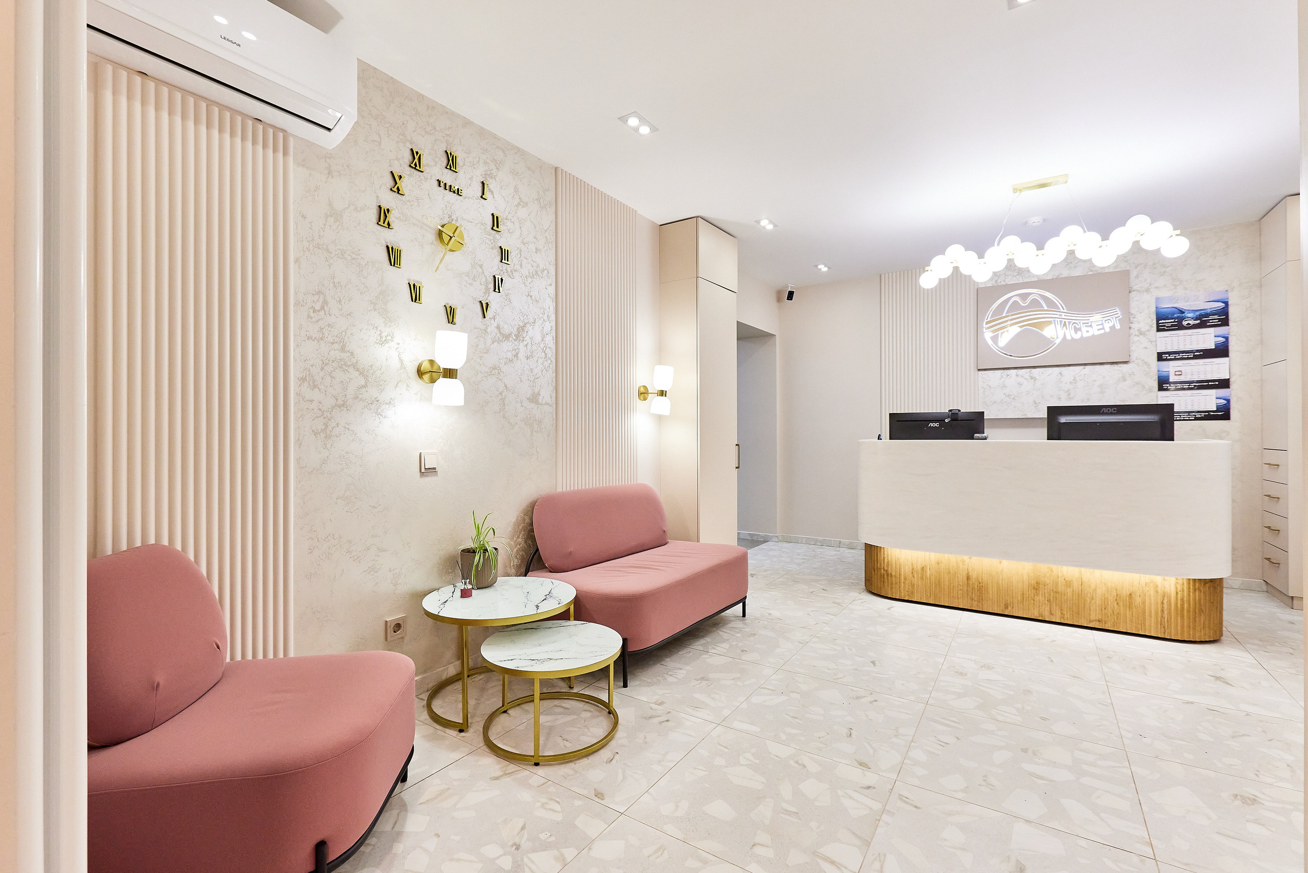 Стоматологическая клиника Айсберг. Фотограф Анастасия Леонтьева Санкт-Петербург