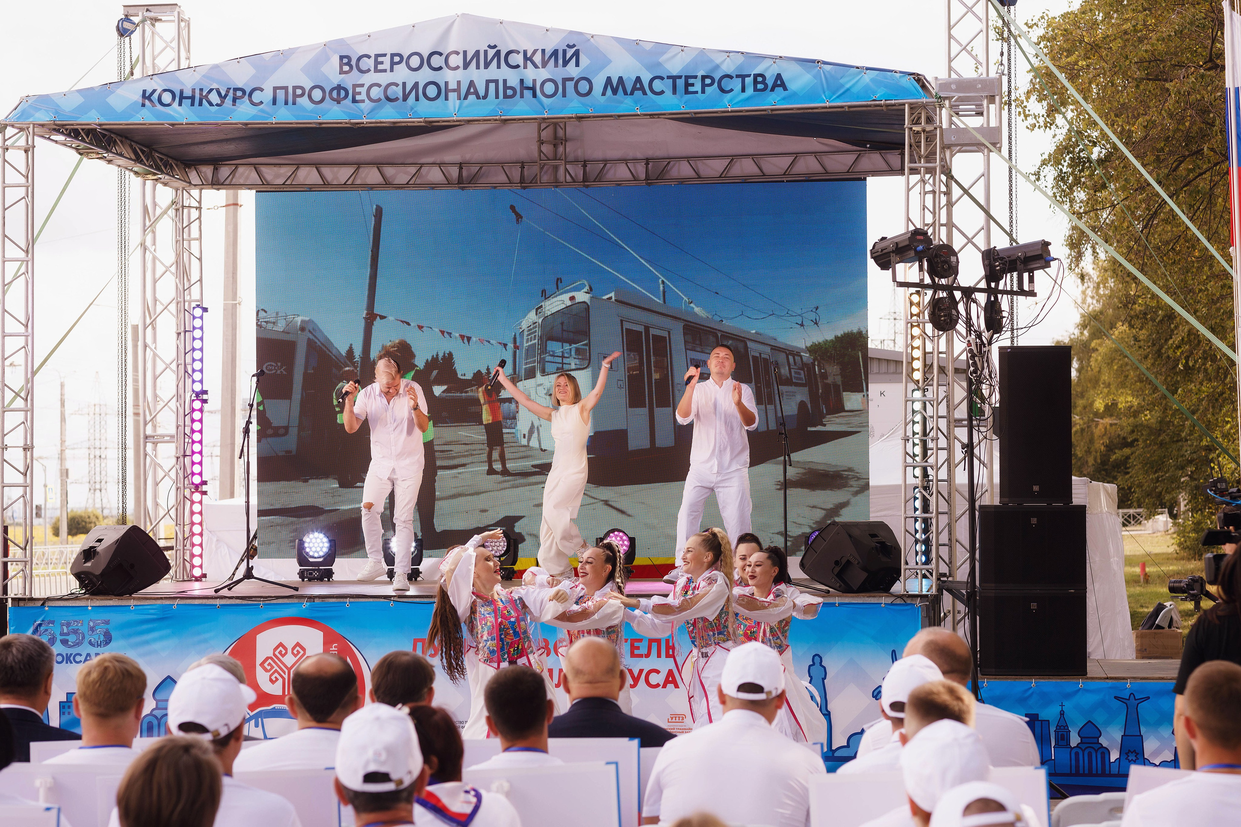 Лучший водитель троллейбуса России — 2024. Портретный и репортажный фотограф в Чебоксарах Андриян Чаркин