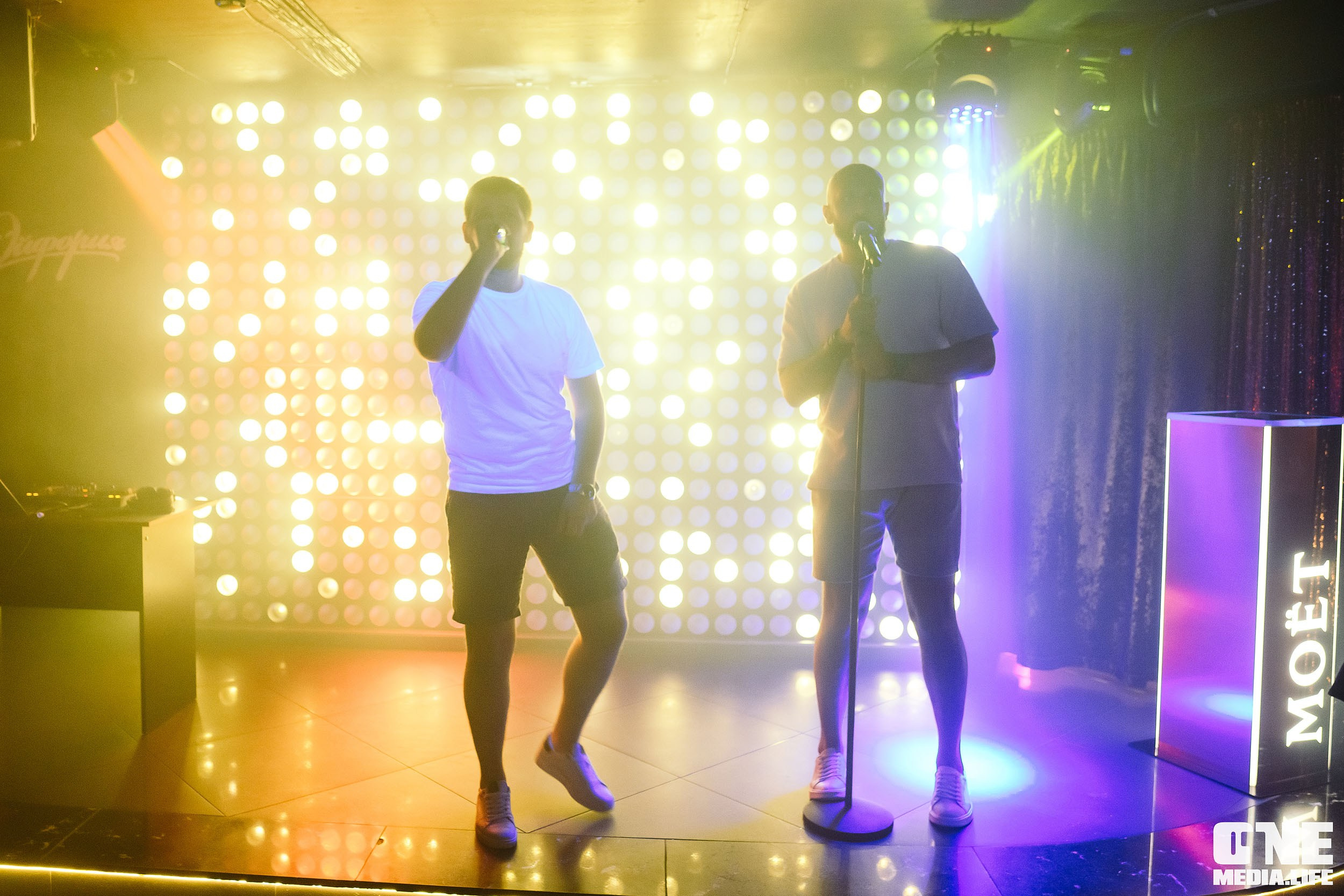 Фоторепортаж из караоке-клуба Эйфория. One Media Life: фоторепортажи, фотоотчеты с мероприятий и заведений