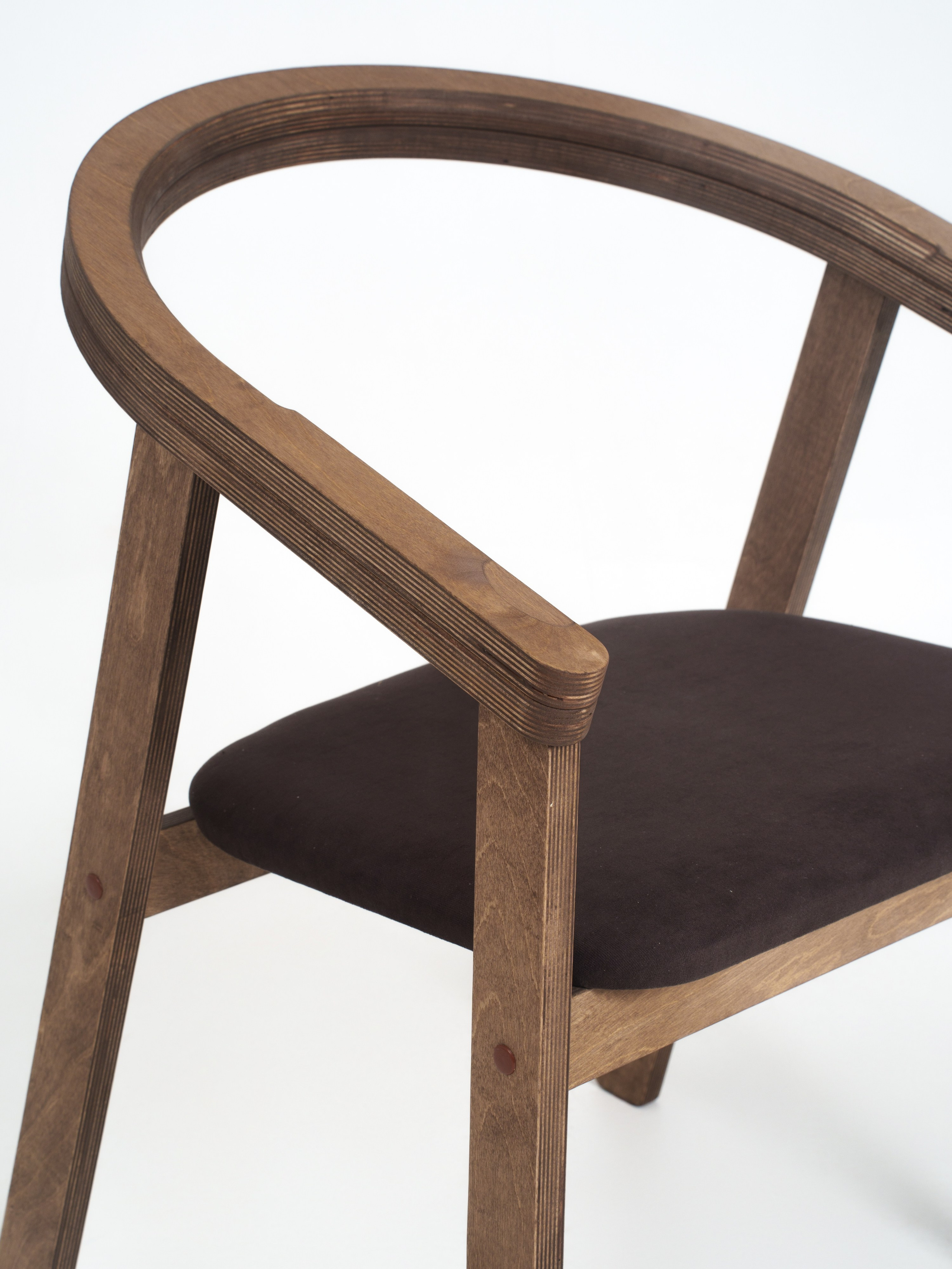 Столы и стулья для маркетплейсов. Иван Упоров — фотограф, рилсмейкер чебоксары