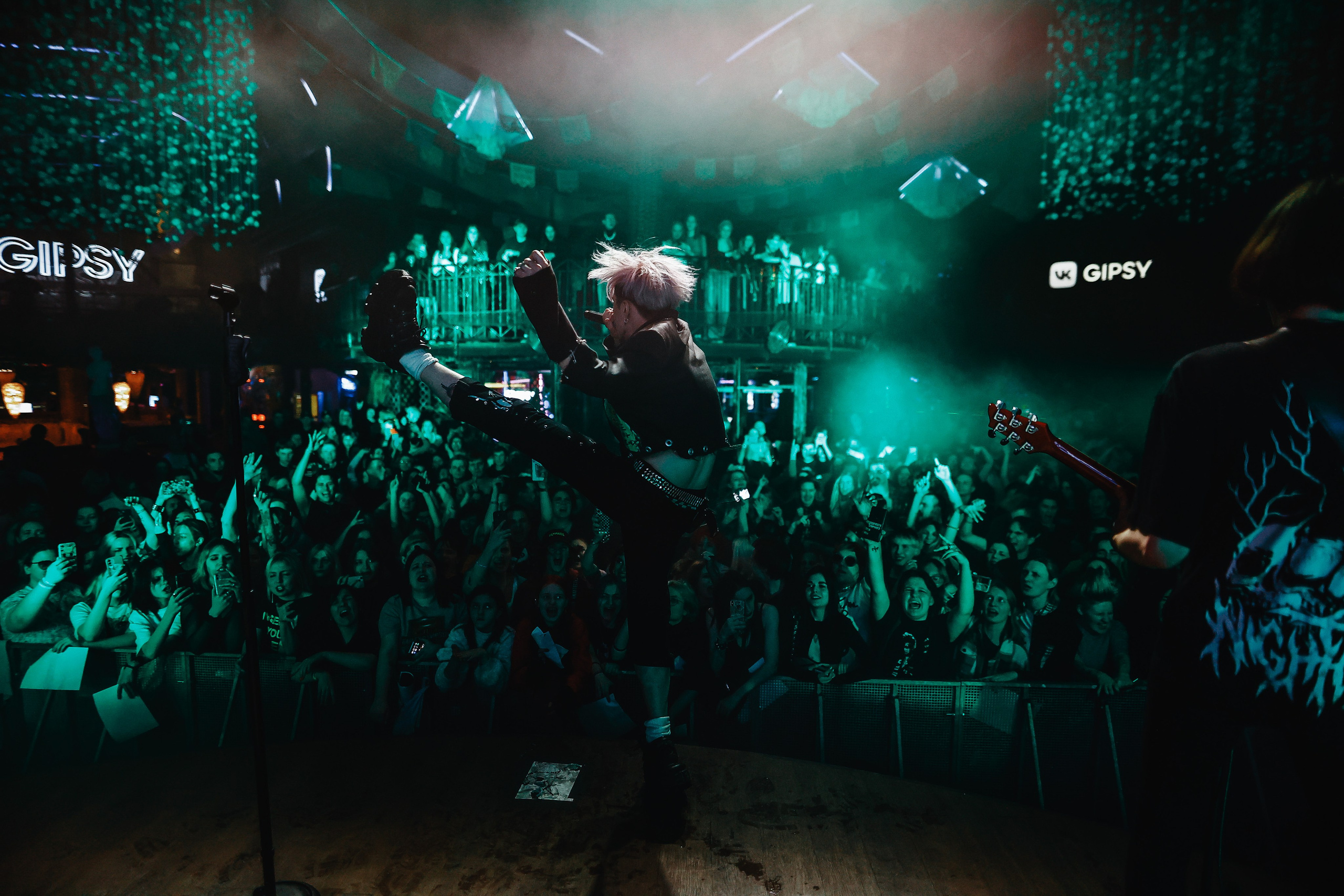 ПОЛ ПУНШ @GIPSY