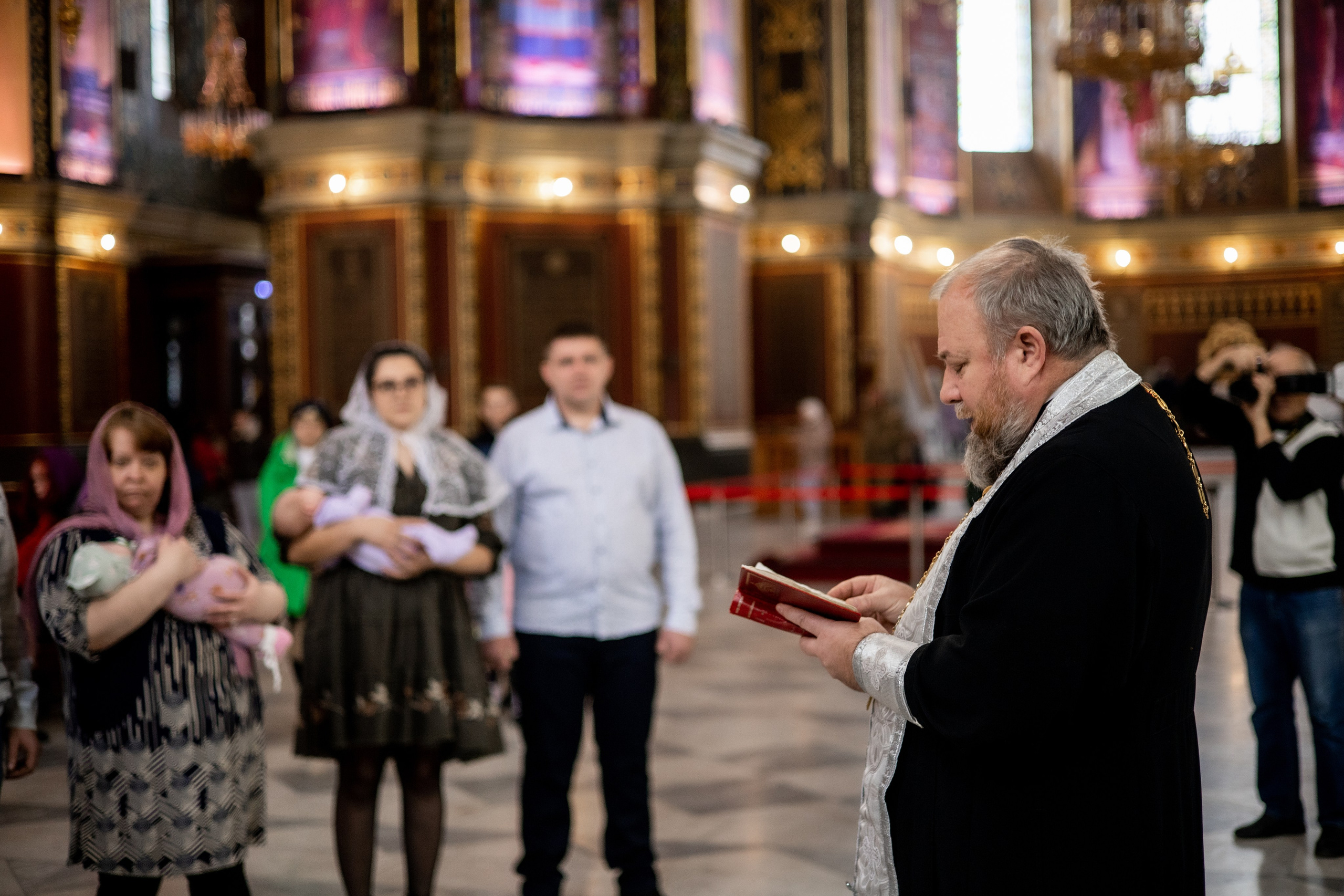 Крещение Алисы. Фотограф Надежда Лукьянова
