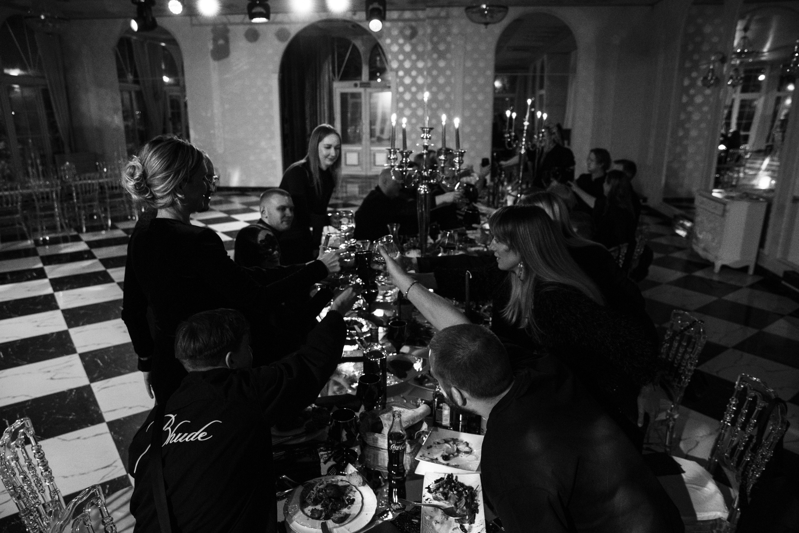 Камерный день рождения в ресторане «Bellagio». Свадебный и семейный фотограф Виолетта Сидельникова. Краснодар, Россия, Беларусь, Европа