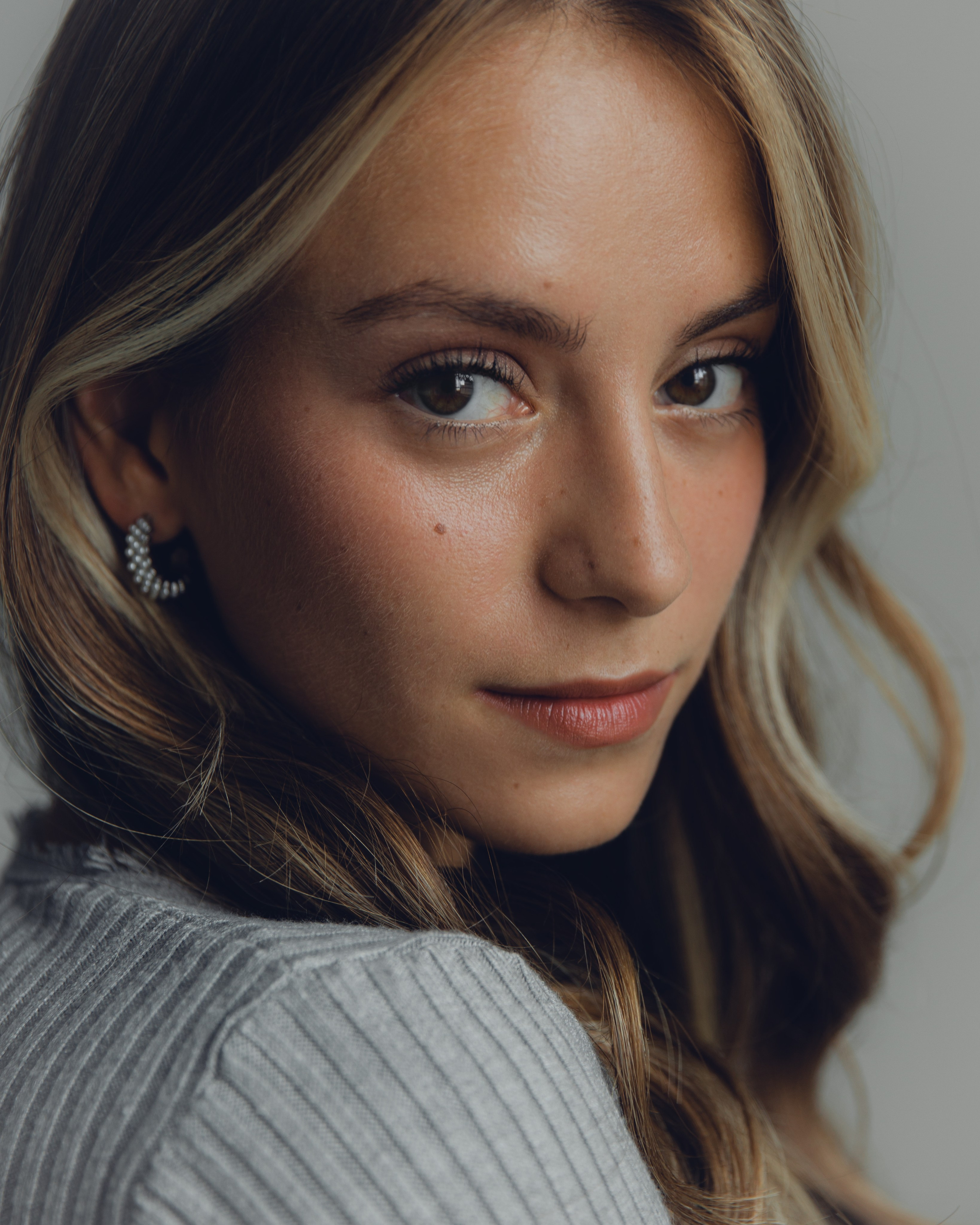 Индивидуальная фотосессия в студии. Портретный фотограф в Москве Виктория Шереметьева