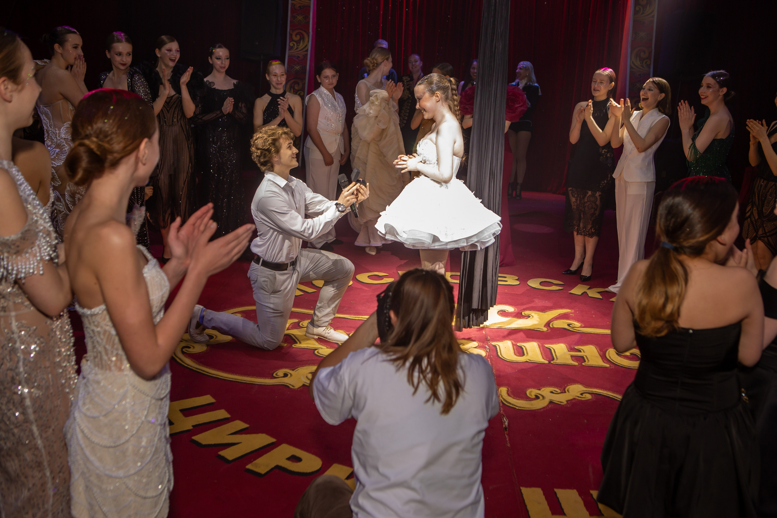 MANEGE SHOW. Репортажный, семейный, свадебный, портретный фотограф