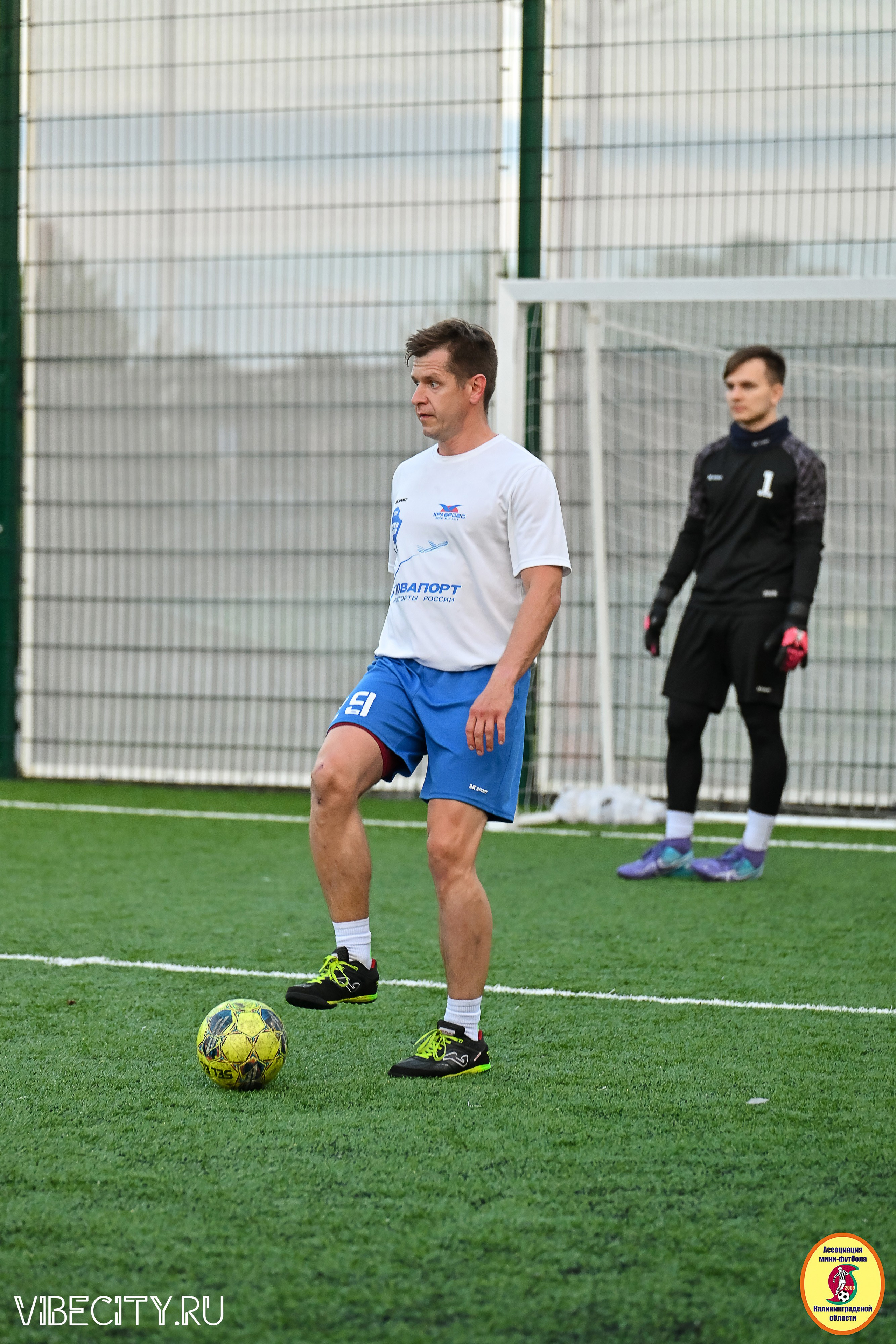 ИГРЫ МИНИ-ФУТБОЛЬНОЙ И КОРПОРАТИВНОЙ ЛИГИ. VIBECITY.RU Вайб Сити Ру Фоторепортажи Фотоотчеты Калининград