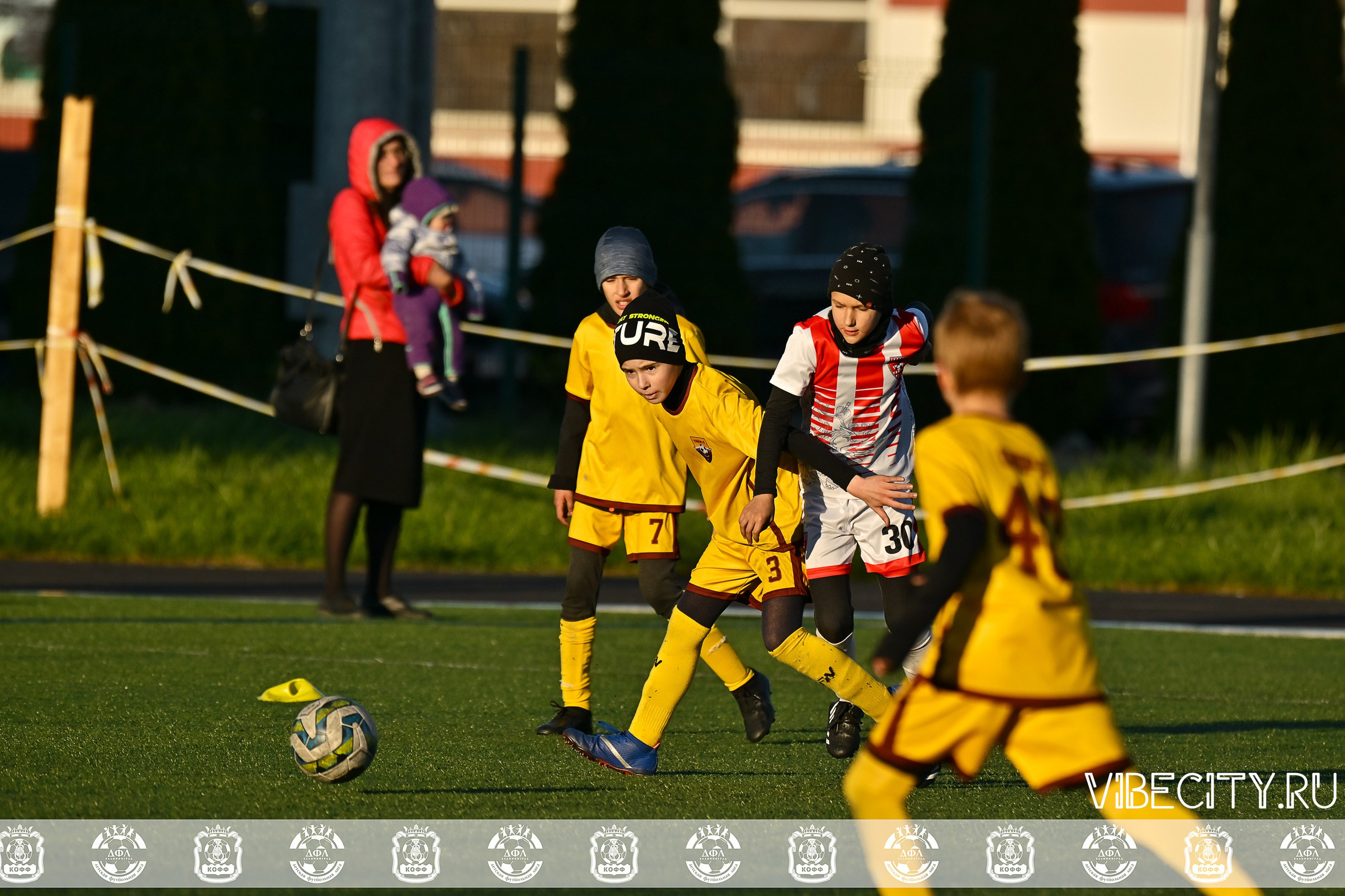 XIV ВСЕРОССИЙСКИЙ ФУТБОЛЬНЫЙ ФЕСТИВАЛЬ «ЗАГРУЗИ СЕБЯ ФУТБОЛОМ!». VIBECITY.RU Вайб Сити Ру Фоторепортажи Фотоотчеты Калининград