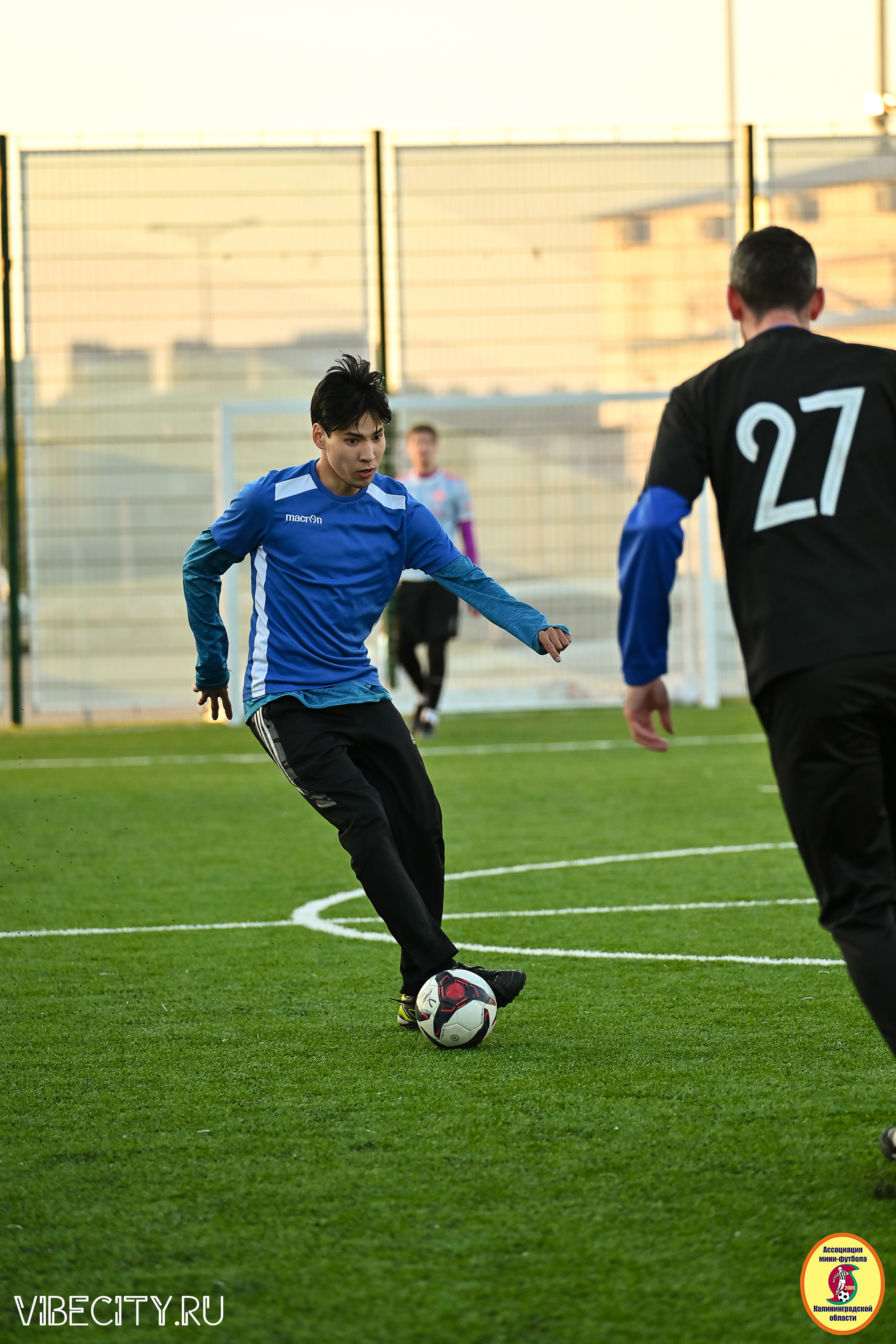 ИГРЫ МИНИ-ФУТБОЛЬНОЙ И КОРПОРАТИВНОЙ ЛИГИ. VIBECITY.RU Вайб Сити Ру Фоторепортажи Фотоотчеты Калининград