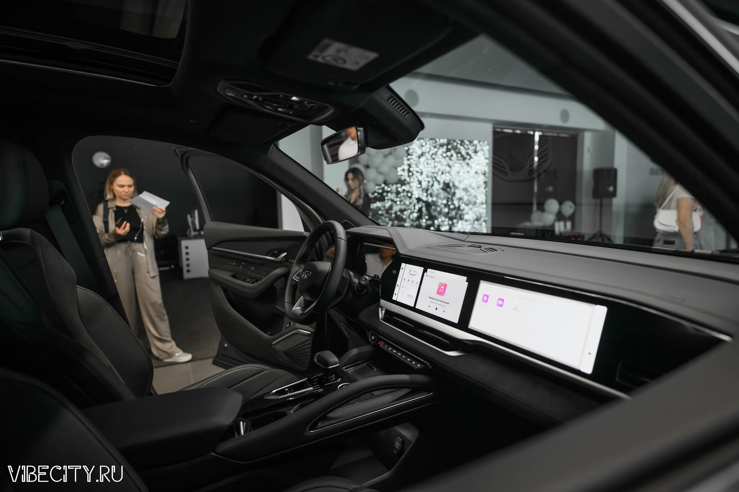 Презентация Geely Manjaro. VIBECITY.RU Вайб Сити Ру Фоторепортажи Фотоотчеты Калининград