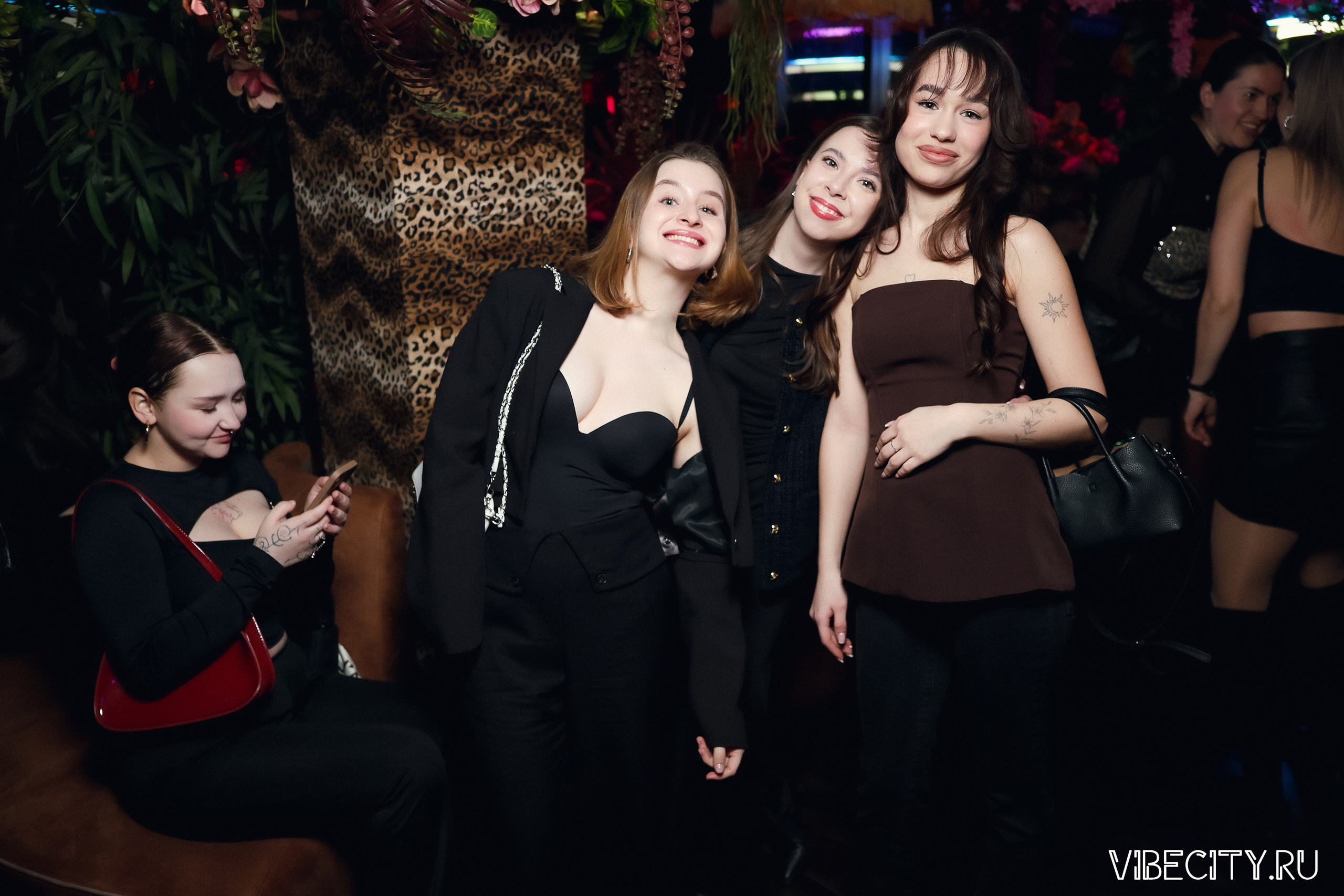 DOUBLE U. VIBECITY.RU Вайб Сити Ру Фоторепортажи Фотоотчеты Калининград