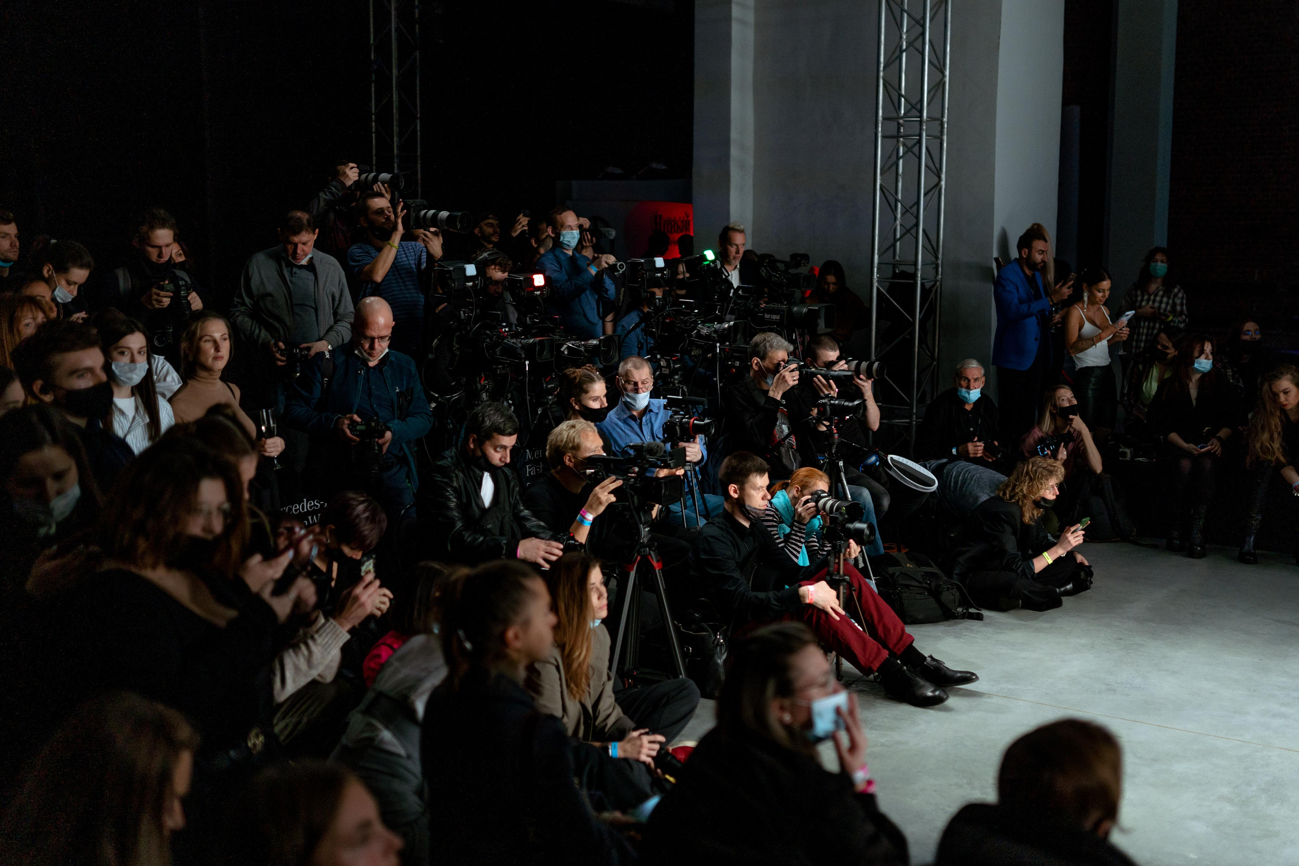 MERCEDES FASHION WEEK backstage Seyana. Свадебный и репортажный фотограф Москва — Олег Акентьев