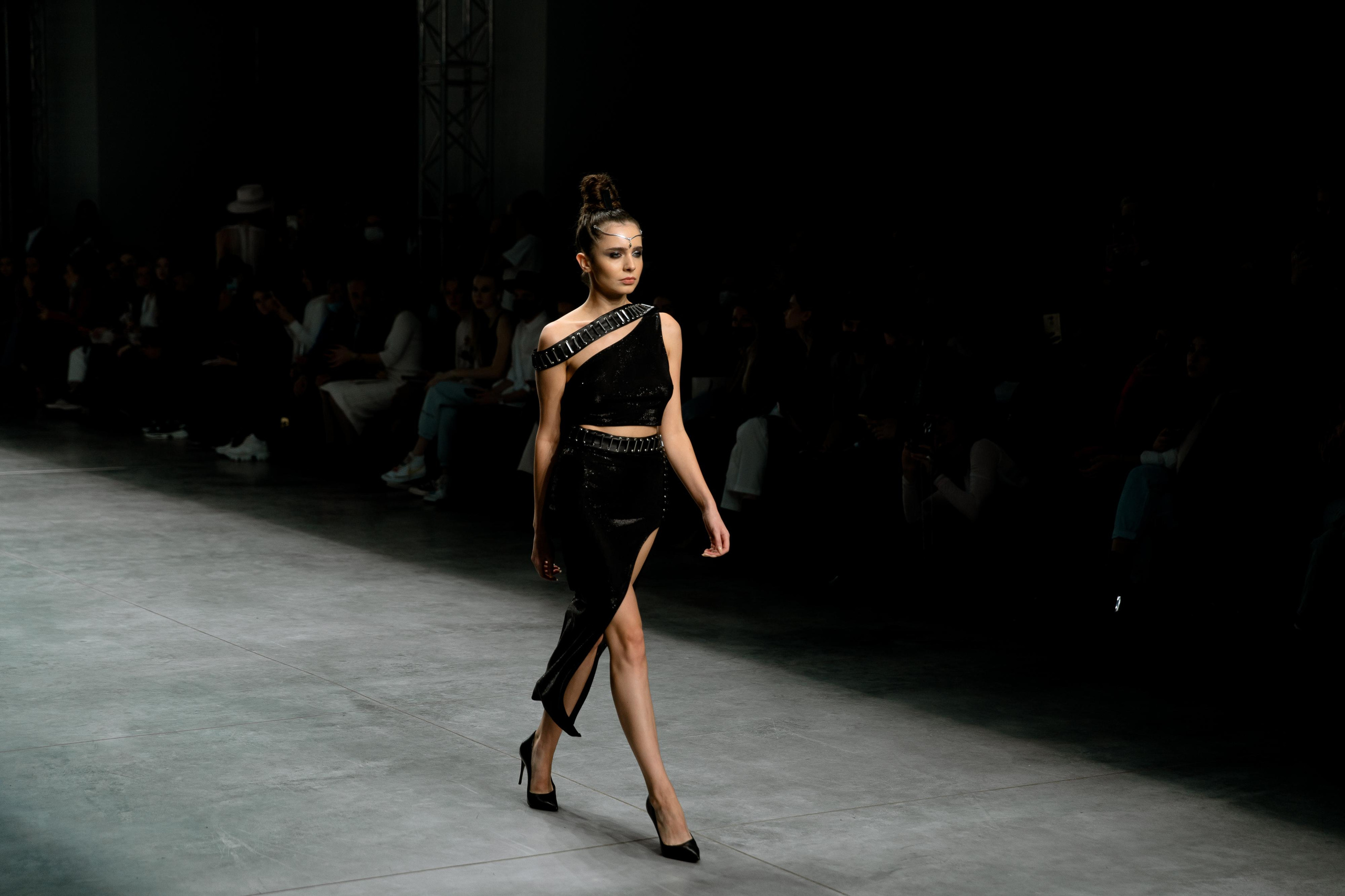 MERCEDES FASHION WEEK backstage Seyana. Свадебный и репортажный фотограф Москва — Олег Акентьев