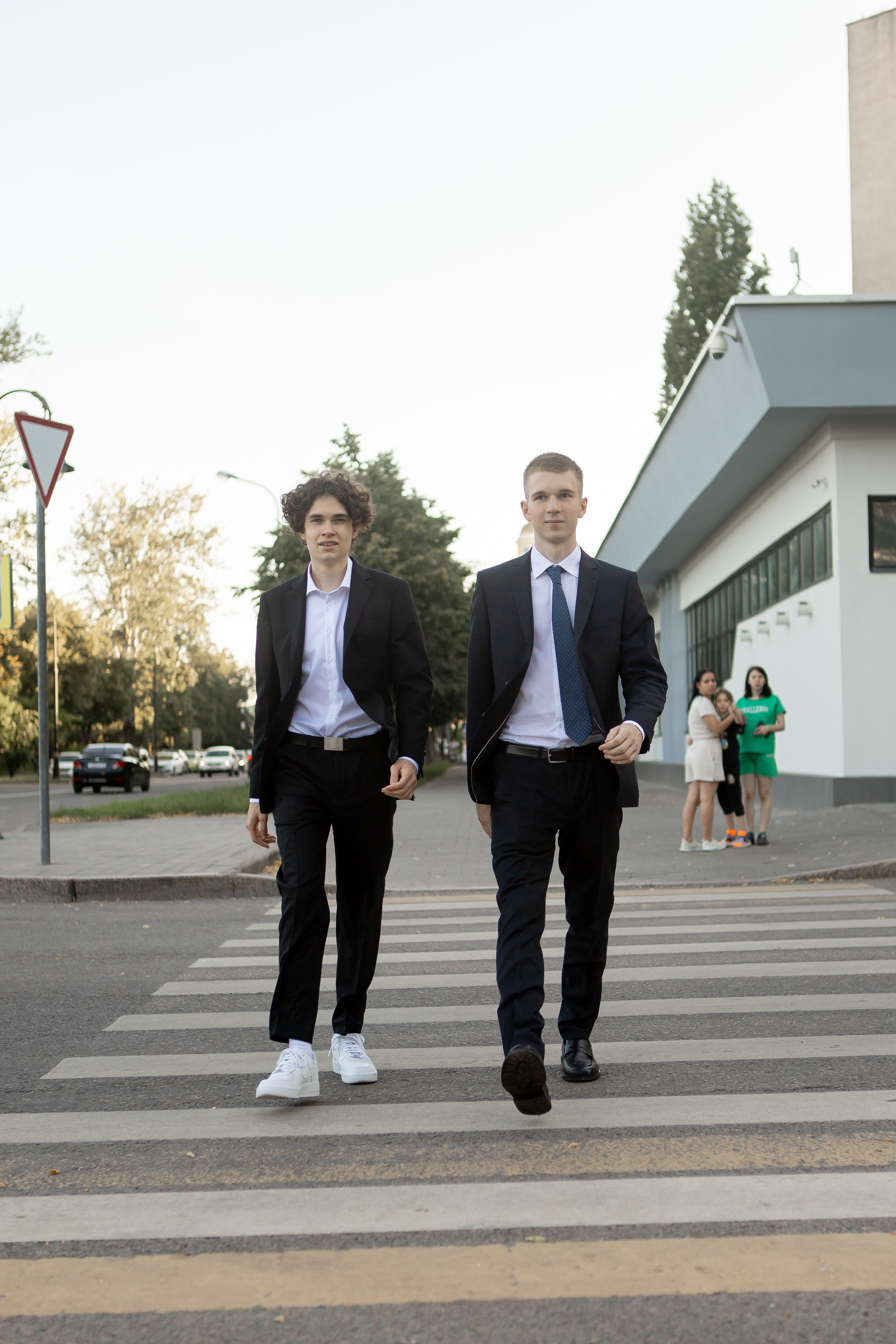 Выпускной Гимназия 12 2024 г. Свадебный и портретный Фотограф в Липецке Дмитрий Котюков