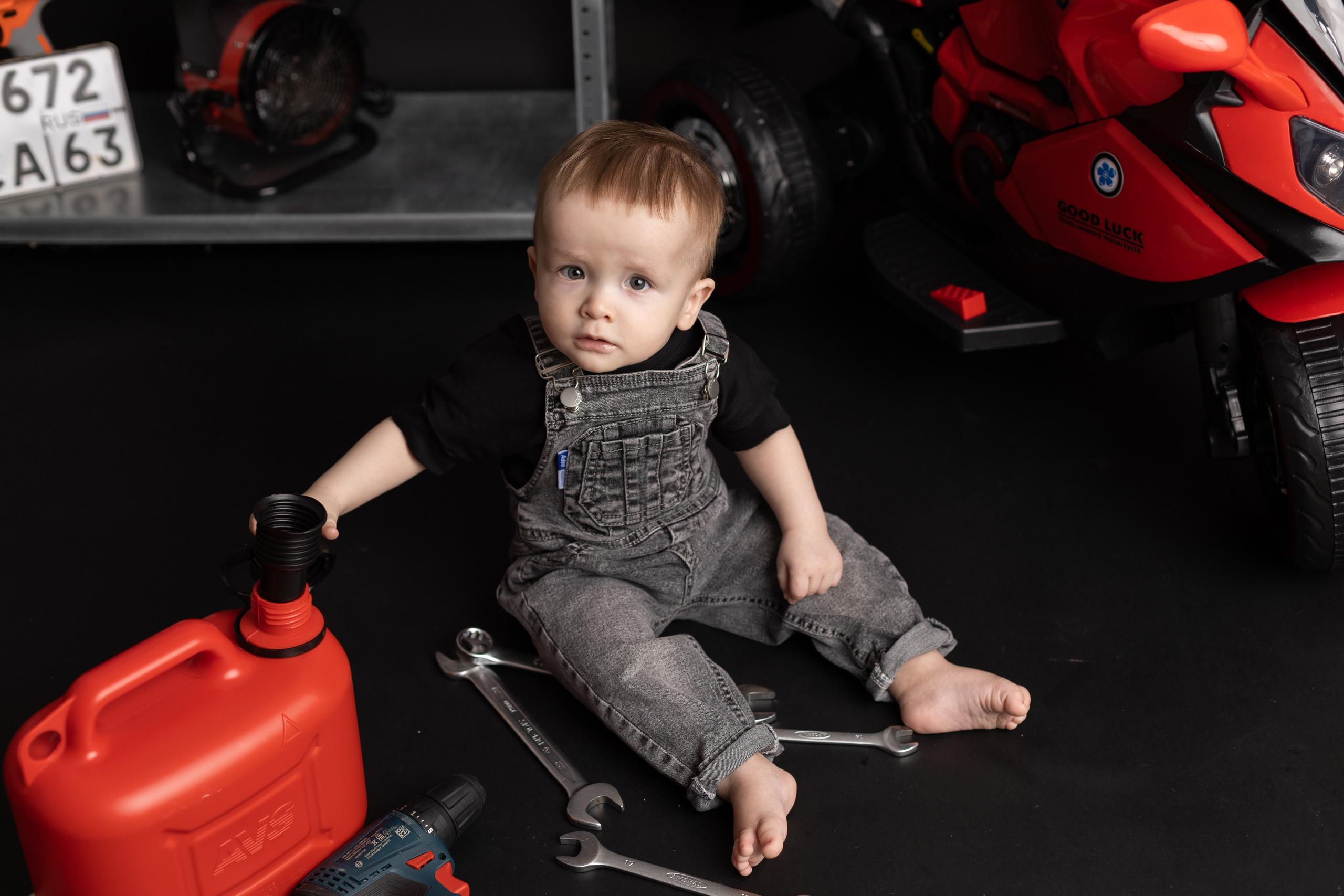 Фотопроект «Гараж». Фотограф новорожденных, детский фотограф в г. Оренбурге Екатерина Козлова