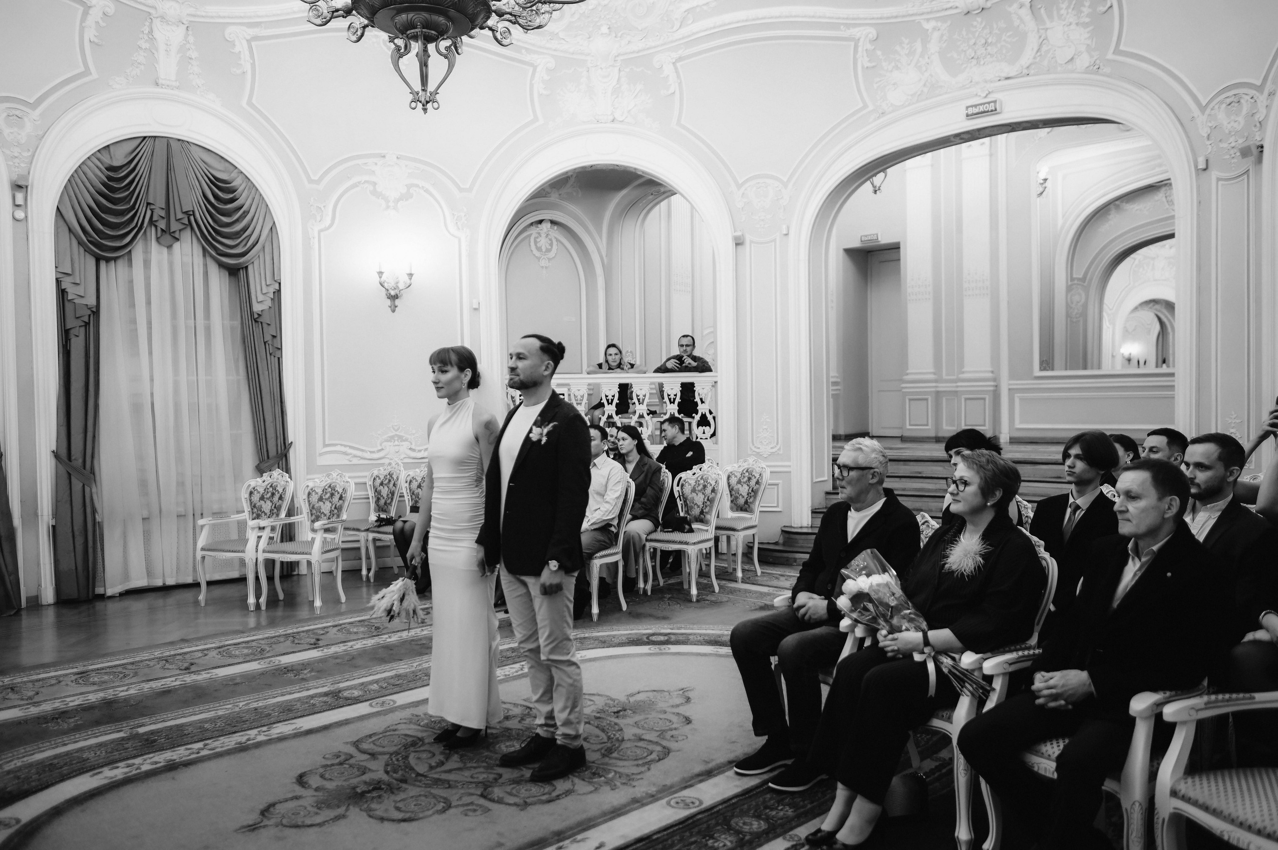 Свадебная прогулка. Ксения и Василий. Семейный и свадебный фотограф в Санкт-Петербурге Яна