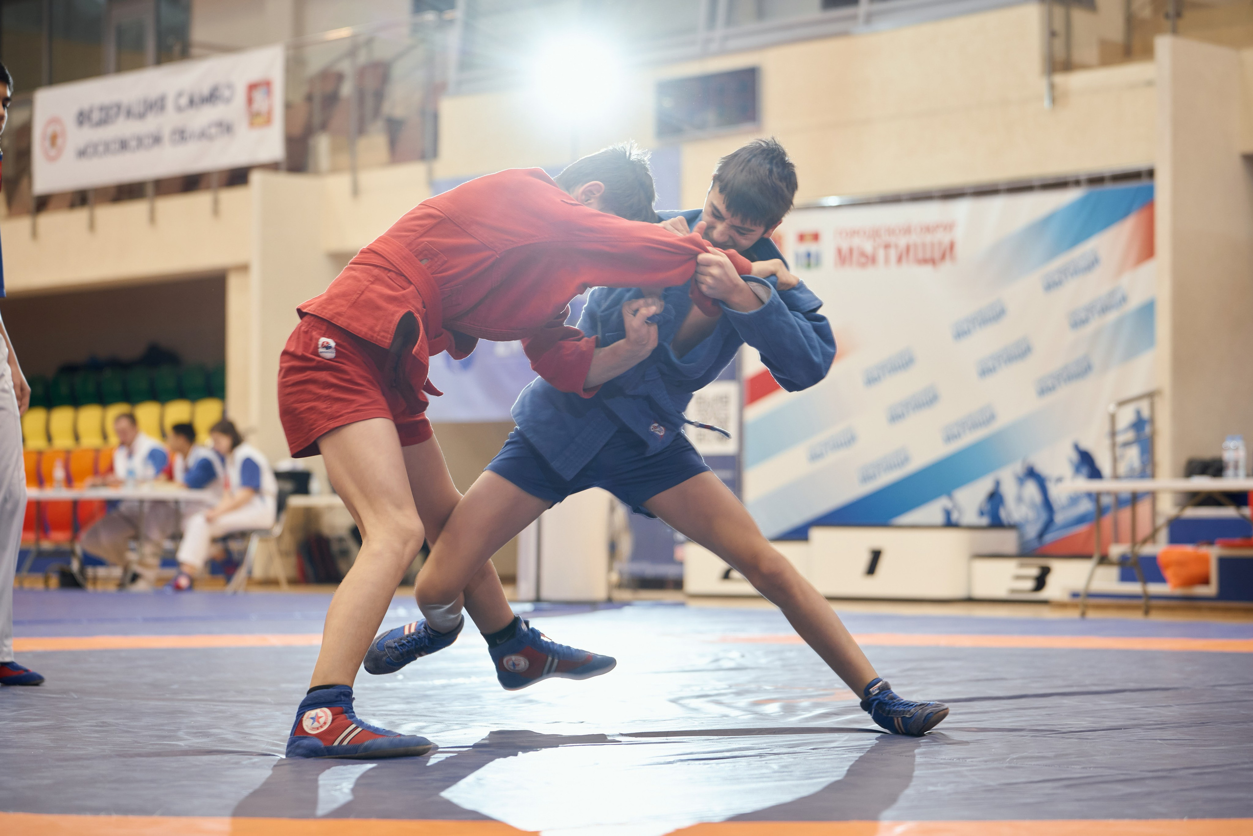 Чемпионат по самбо в Мытищах среди юношей — 2025 год