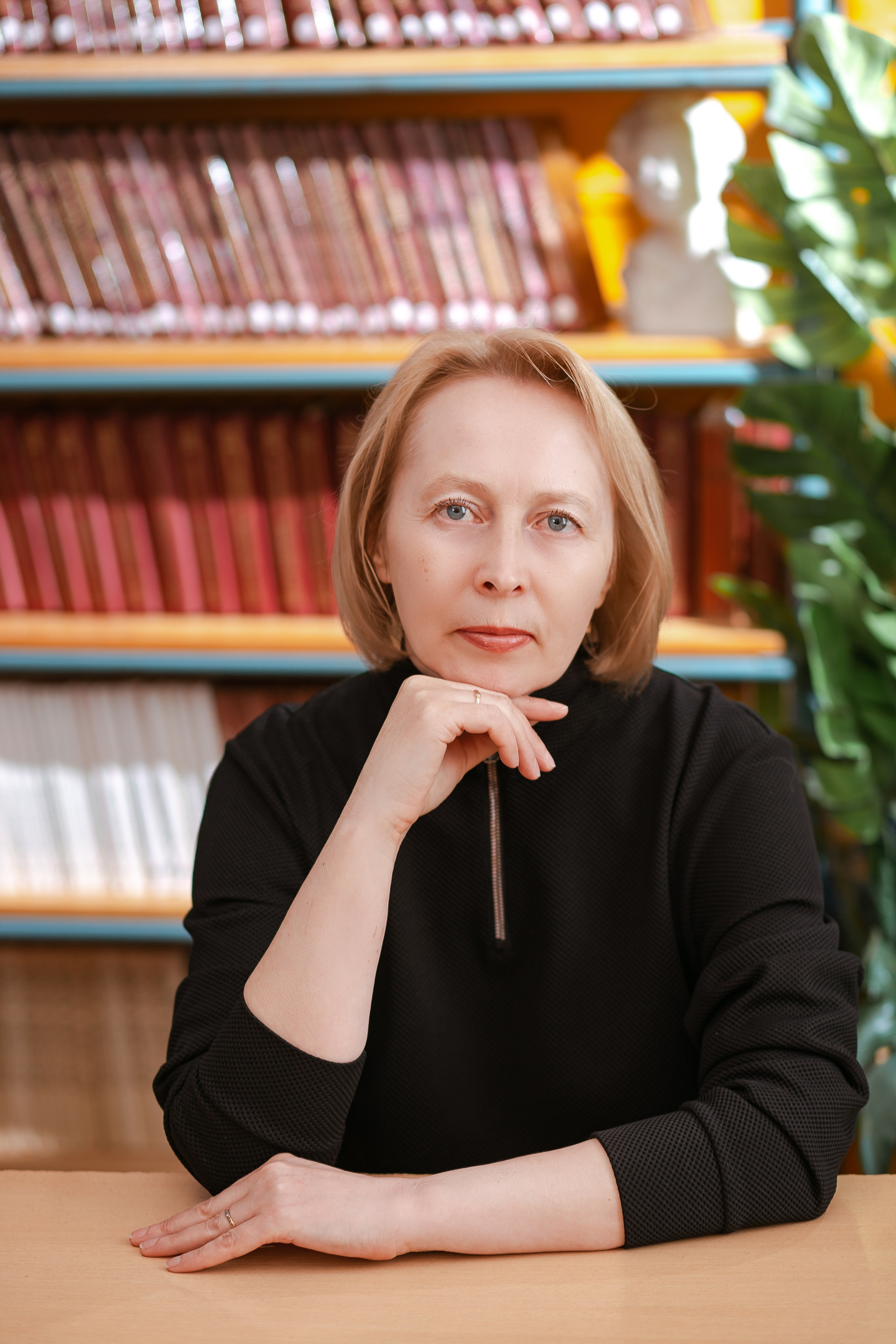 Академическая СОШ, 9 класс. Студия выпускных альбомов Остров