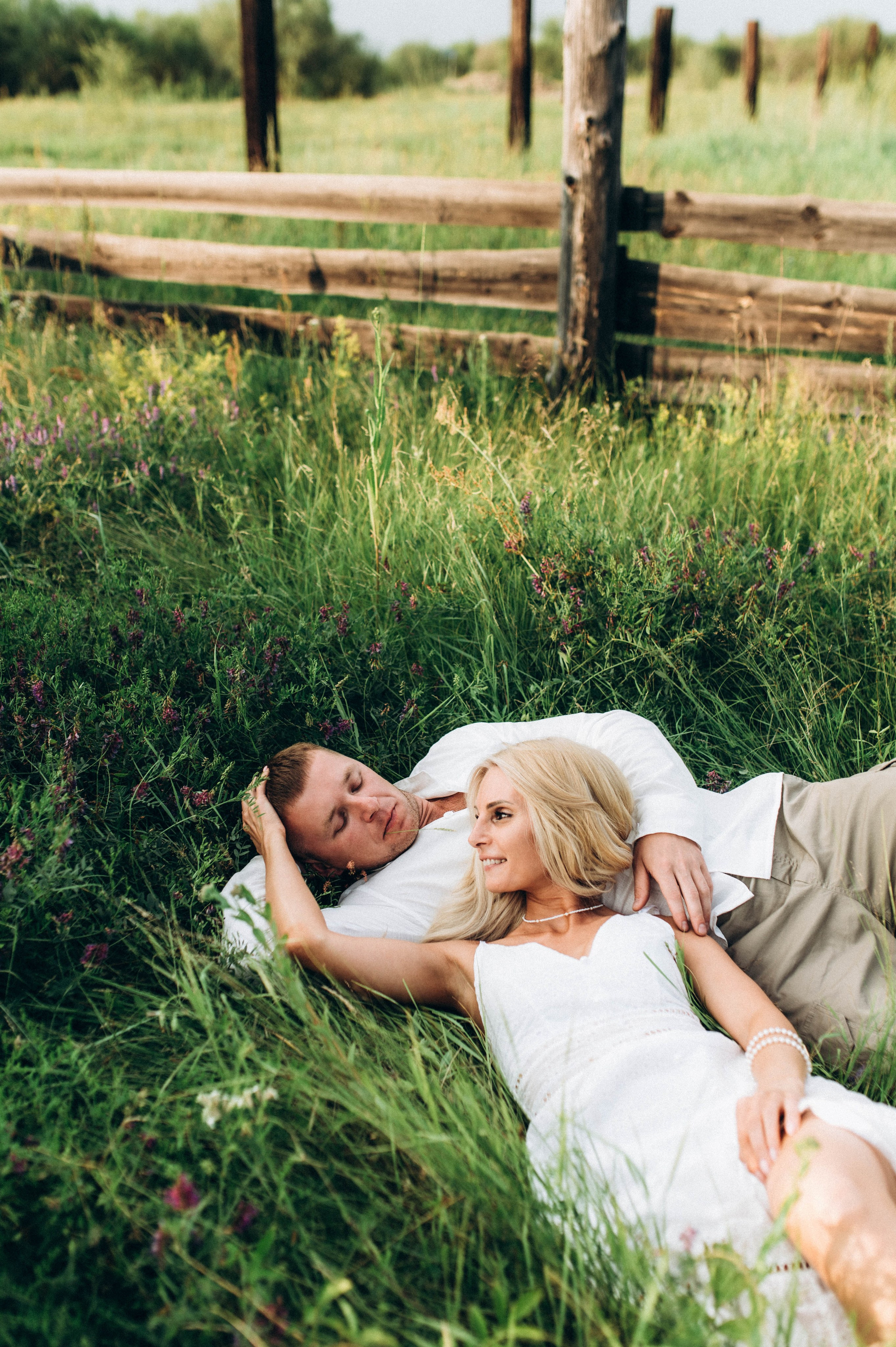 Денис и Лена. Свадебный и семейный фотограф в Чите Юлия Оранская