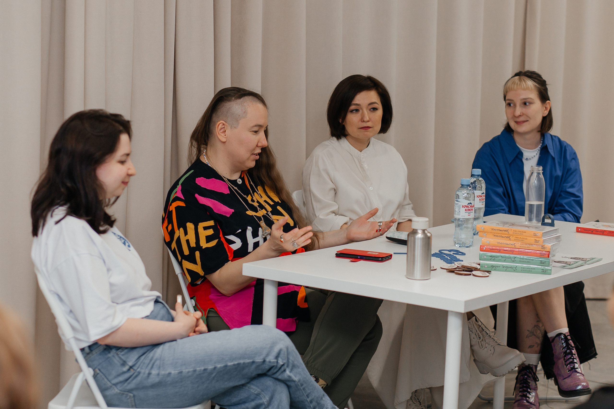 30.09.2023 Встреча с Евгенией Некрасовой. Книжный клуб