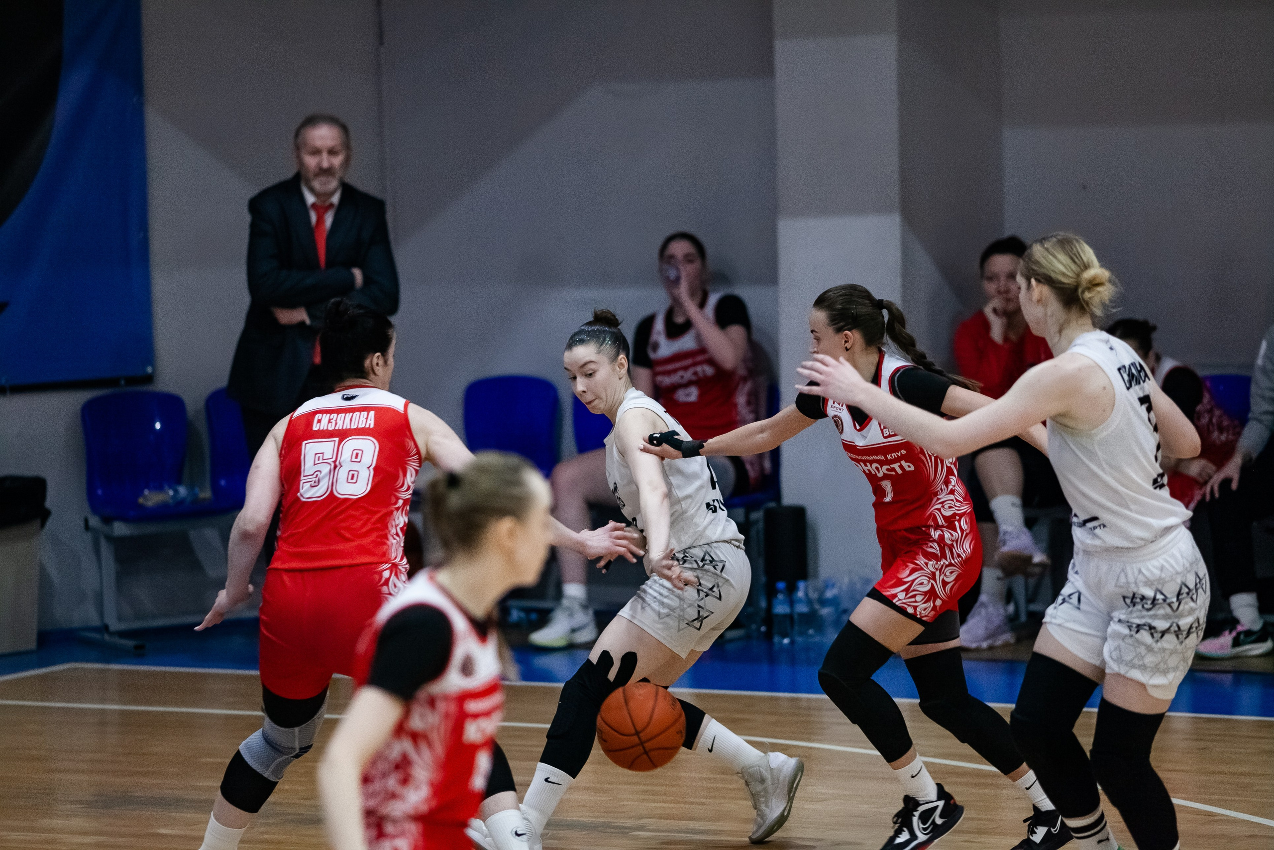 Славянка — Юность. Фотография