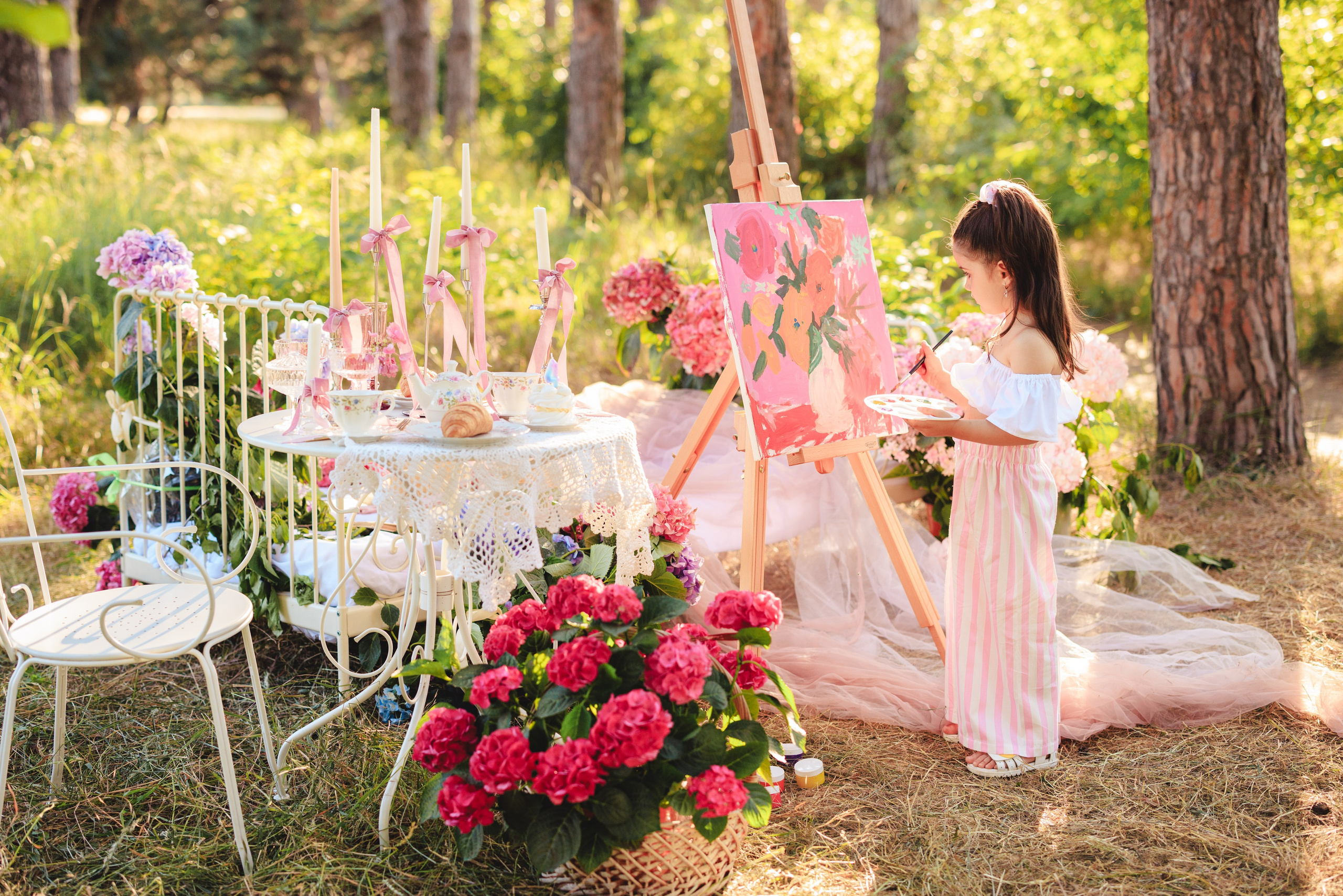 Цветочная кровать с кроликами. Семейный и детский фотограф в Краснодаре Анна Трашкова