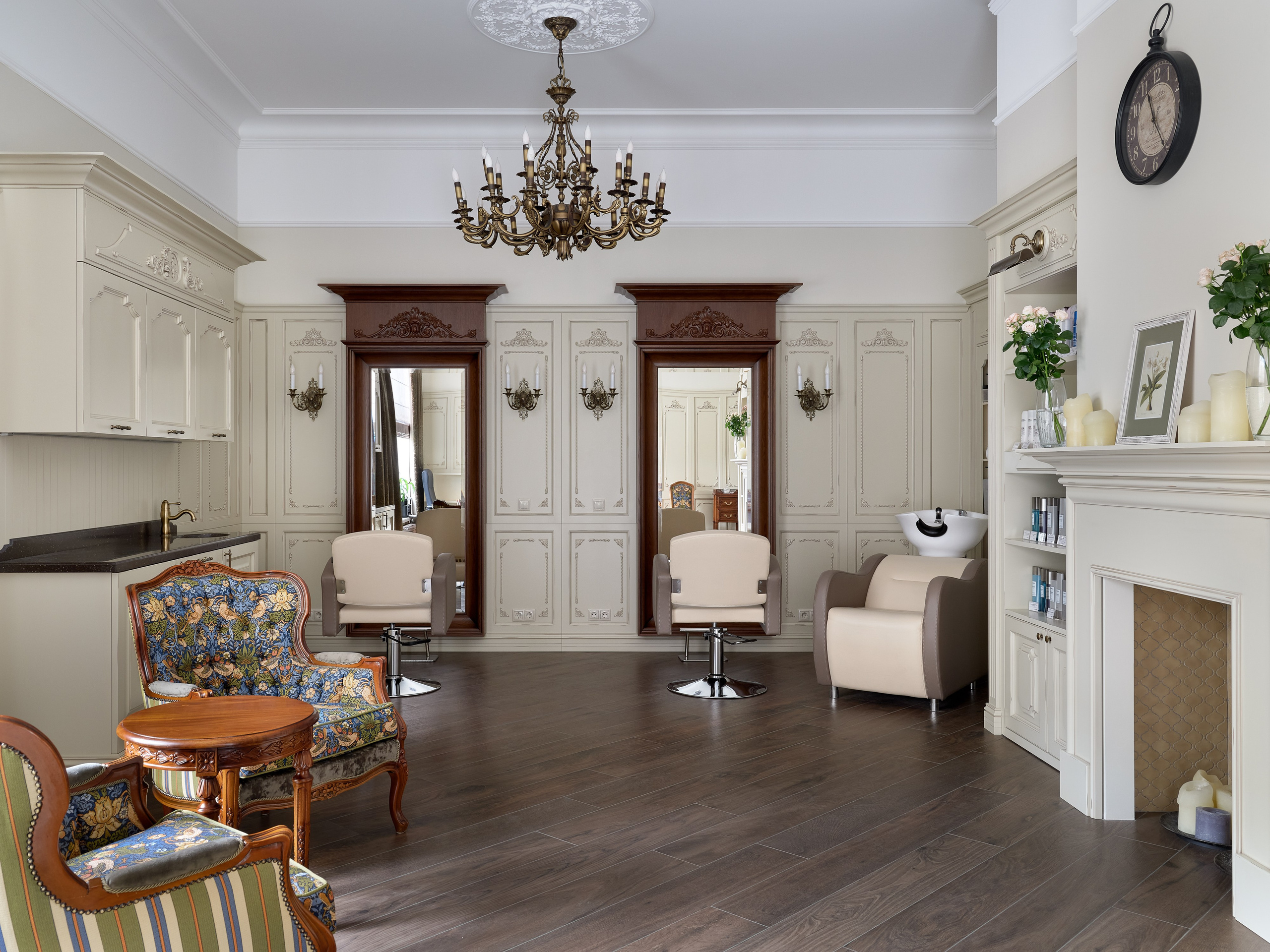 Салон красоты в классическом стиле. Фотограф Наталья Вершинина