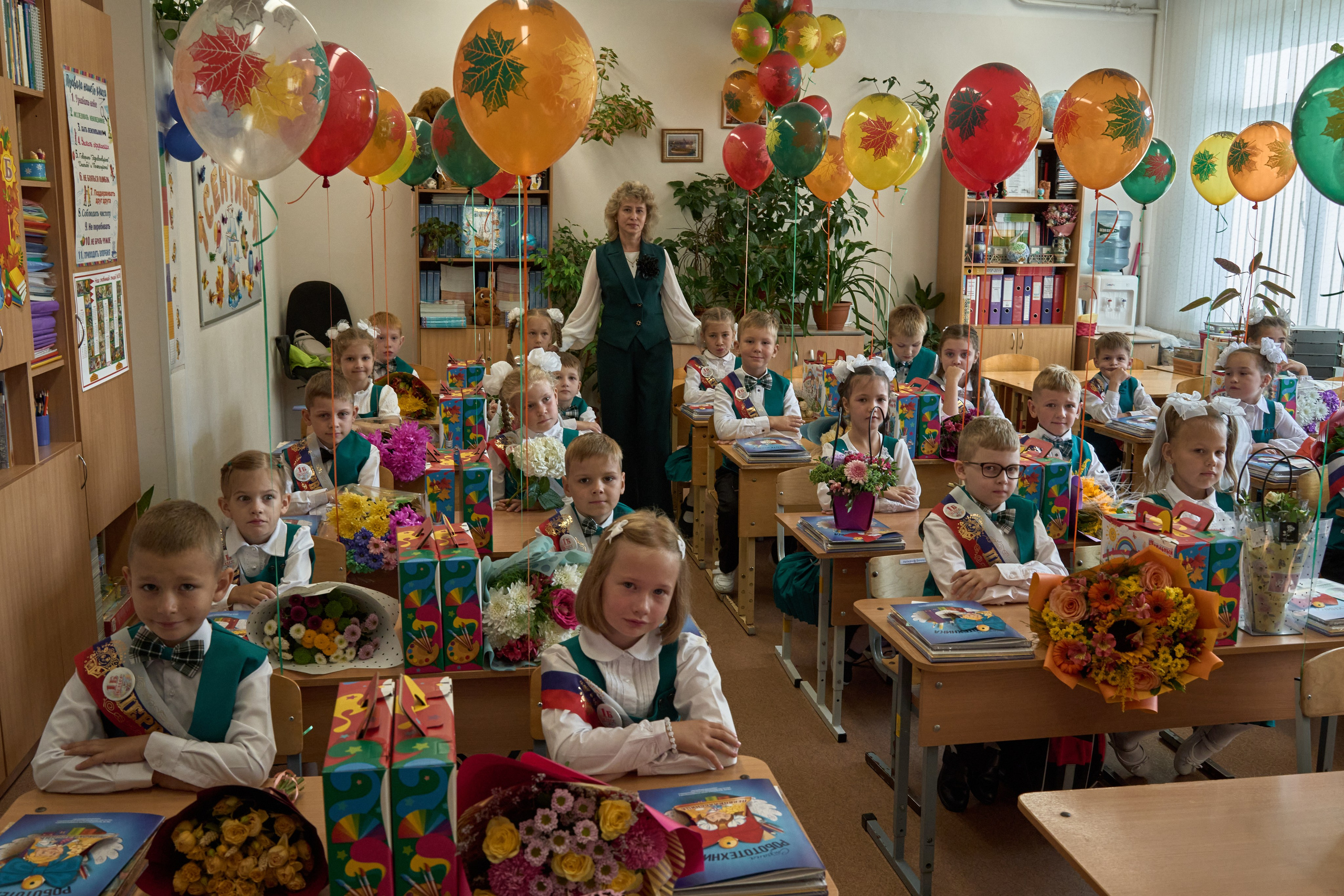 Школьная линейка. 1«Б». Фотограф в Санкт-Петербурге Настя Атом