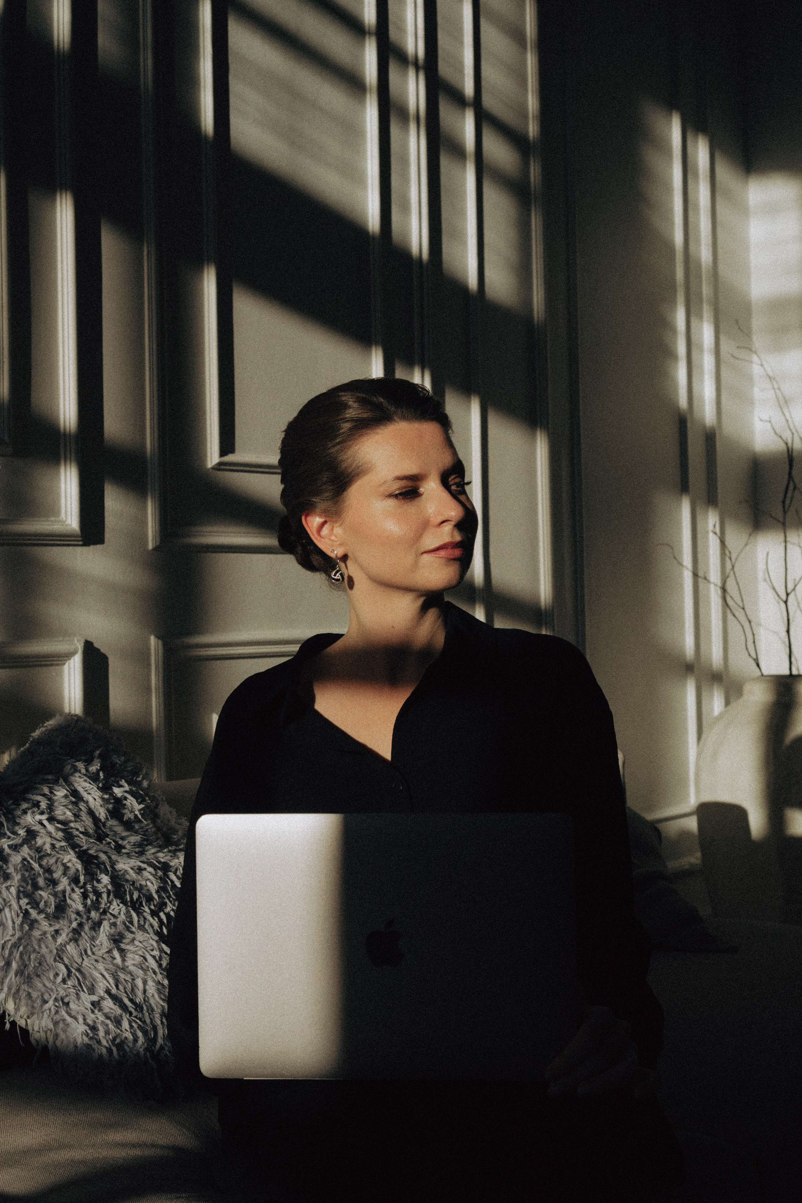 ФОТОСЕСИИЯ В СТУДИИ ДЛЯ ДЕВУШКИ ПСИХОЛОГА. Профессиональный фотограф, Санкт-Петербург — Виктория Богомолова