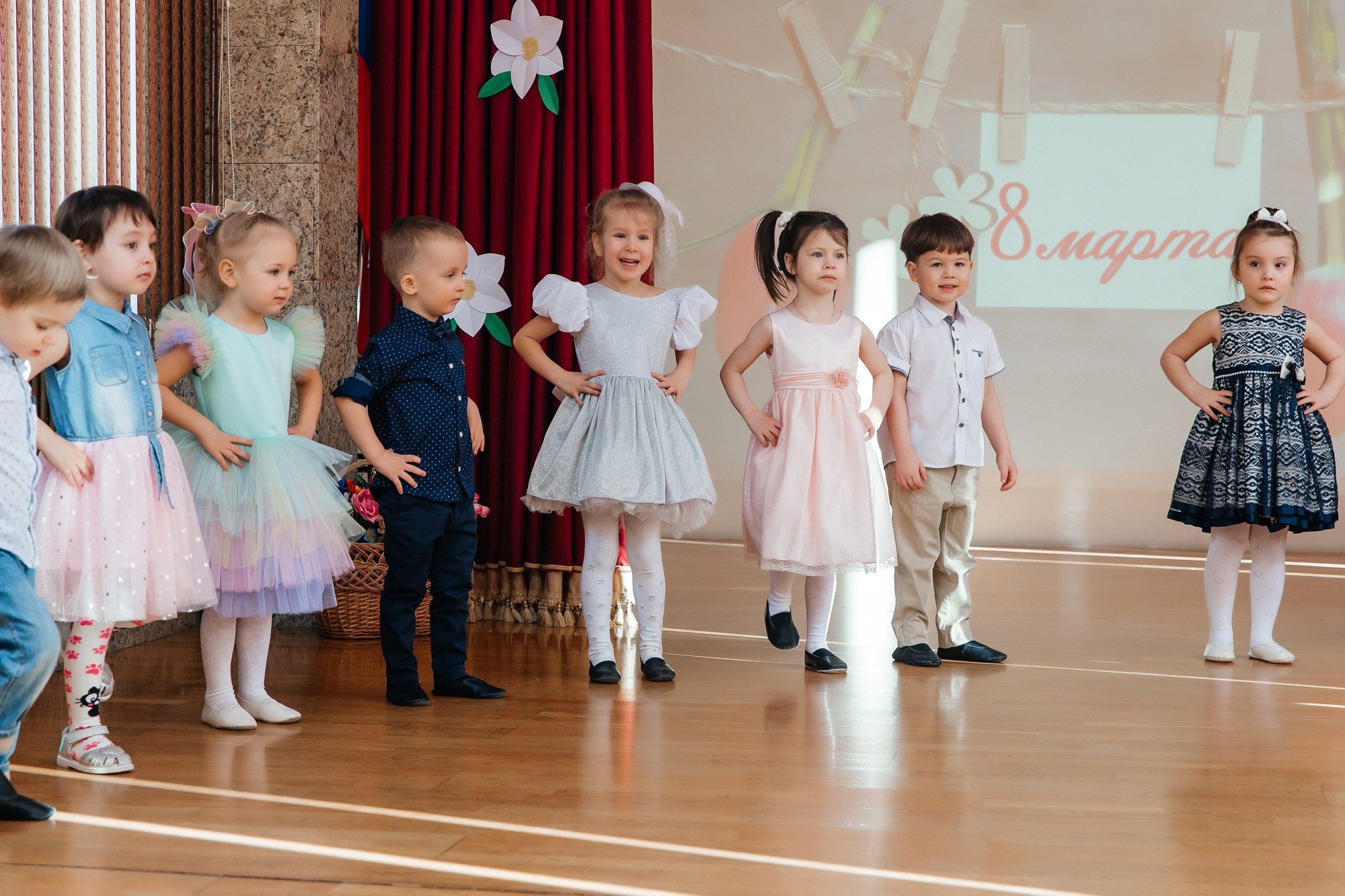 Детский сад № 93 — Утренник (07.03.2023). Свадебный и семейный фотограф Крамар Наталья