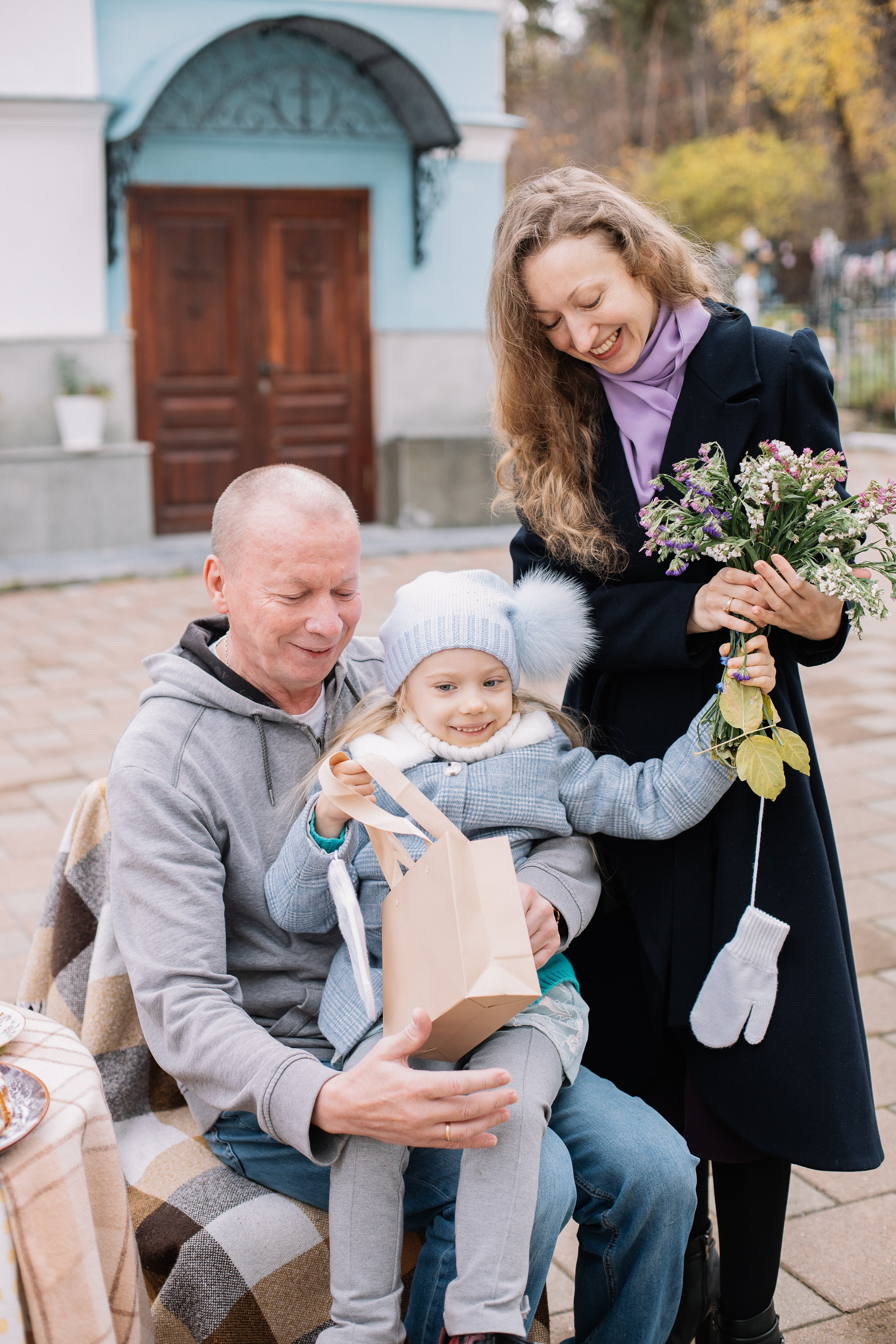 Покров в храме Иоанна Предтечи. Семейный фотограф Трусова Евгения в Екатеринбурге