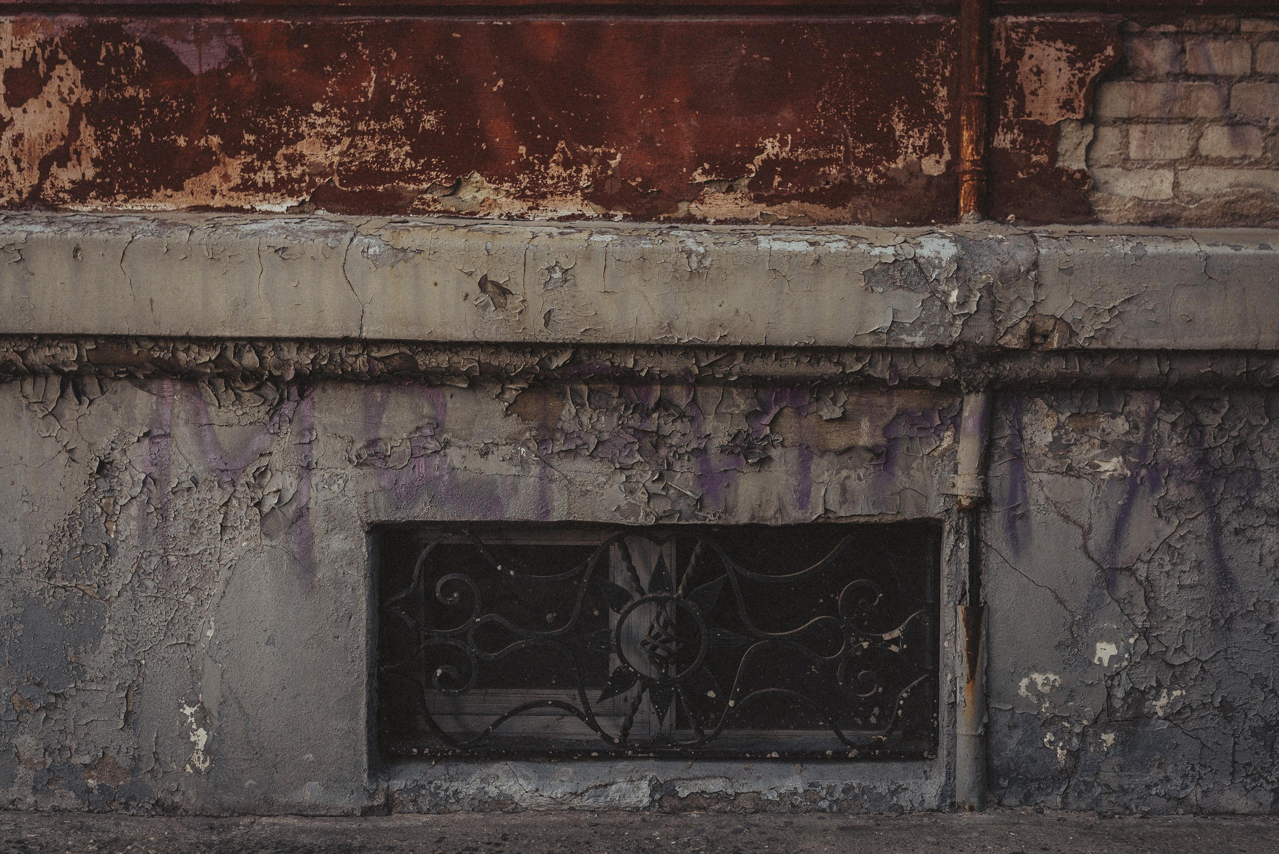 Проект #улицыгорода. Ярославль, улица Большая Фёдоровская. Документальный фотограф Илья Тихановский