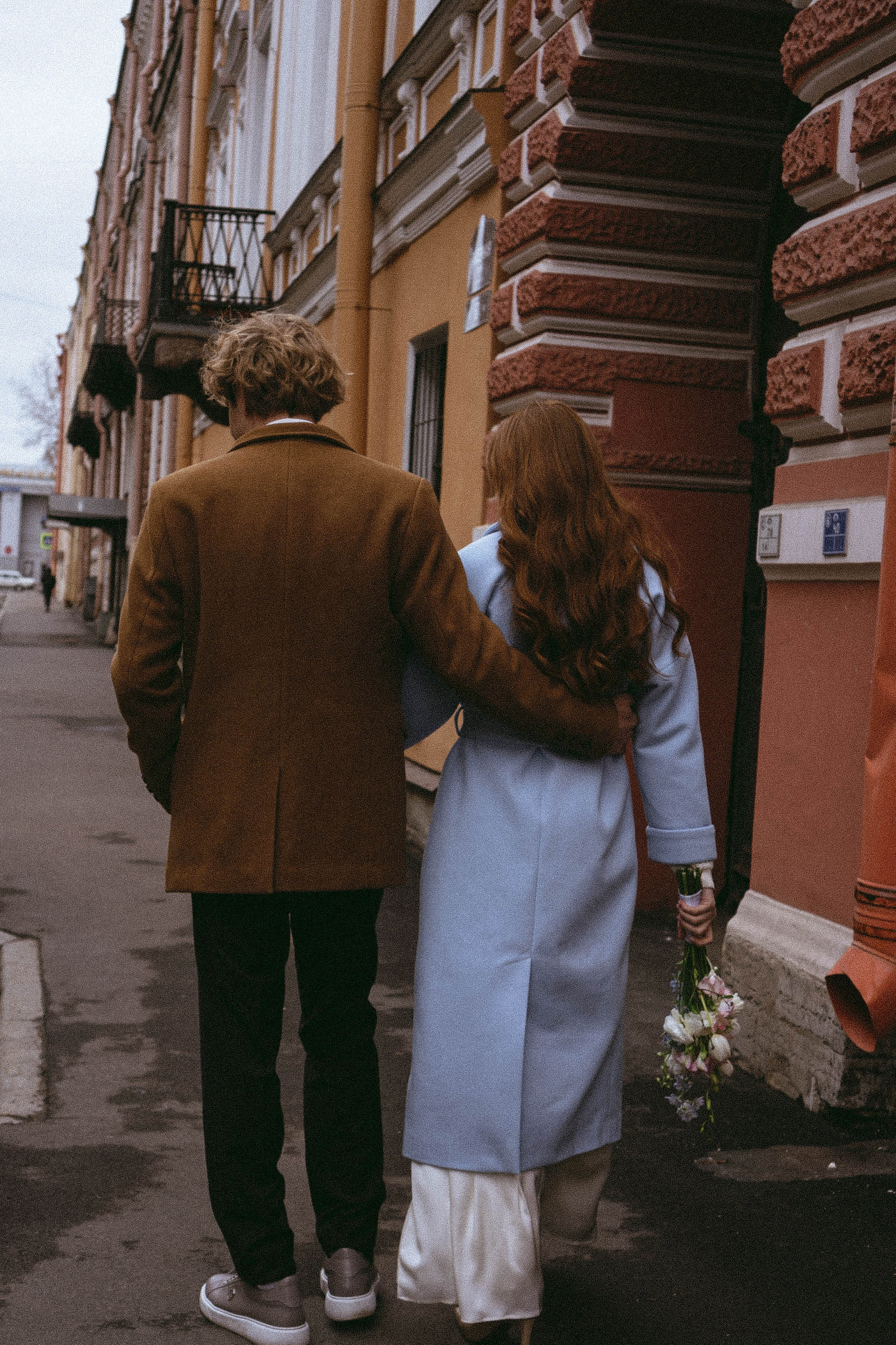 СВАДЕБНАЯ ПРОГУЛКА ПО ПЕТРОГРАДКЕ ВЕСНОЙ (ФОТОСЕССИИЯ ПАРЫ СВАДЕБНАЯ). Профессиональный фотограф, Санкт-Петербург — Виктория Богомолова