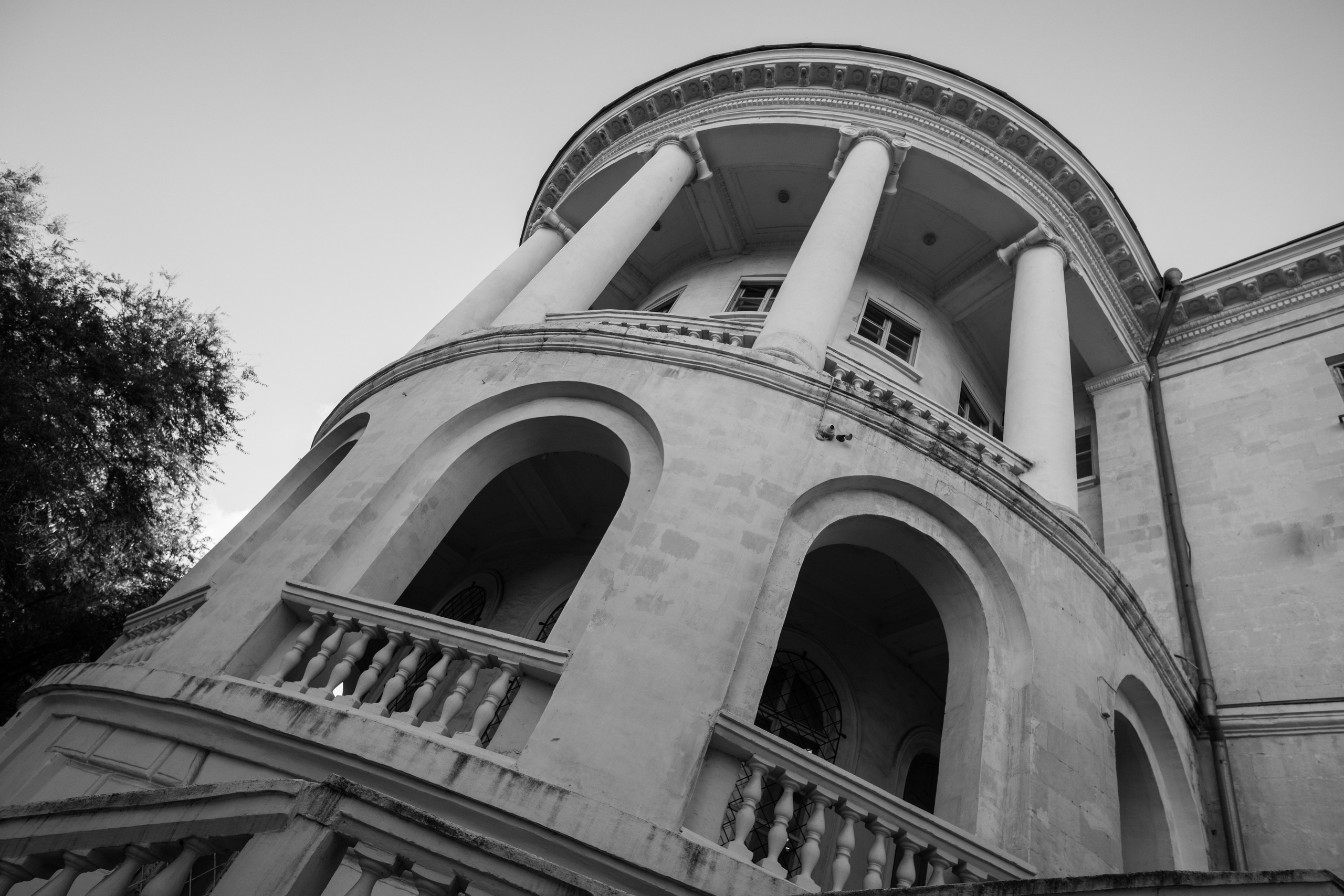 Самые красивые локации города Севастополь. Где пофотографироваться в Севастополе? Локации для фото. 1 место. Первое место. Место. Бывшее мес. Профессиональная фотосъемка в Крыму. Натуральные эмоции и живые кадры. Забронируйте дату прямо сейчас!