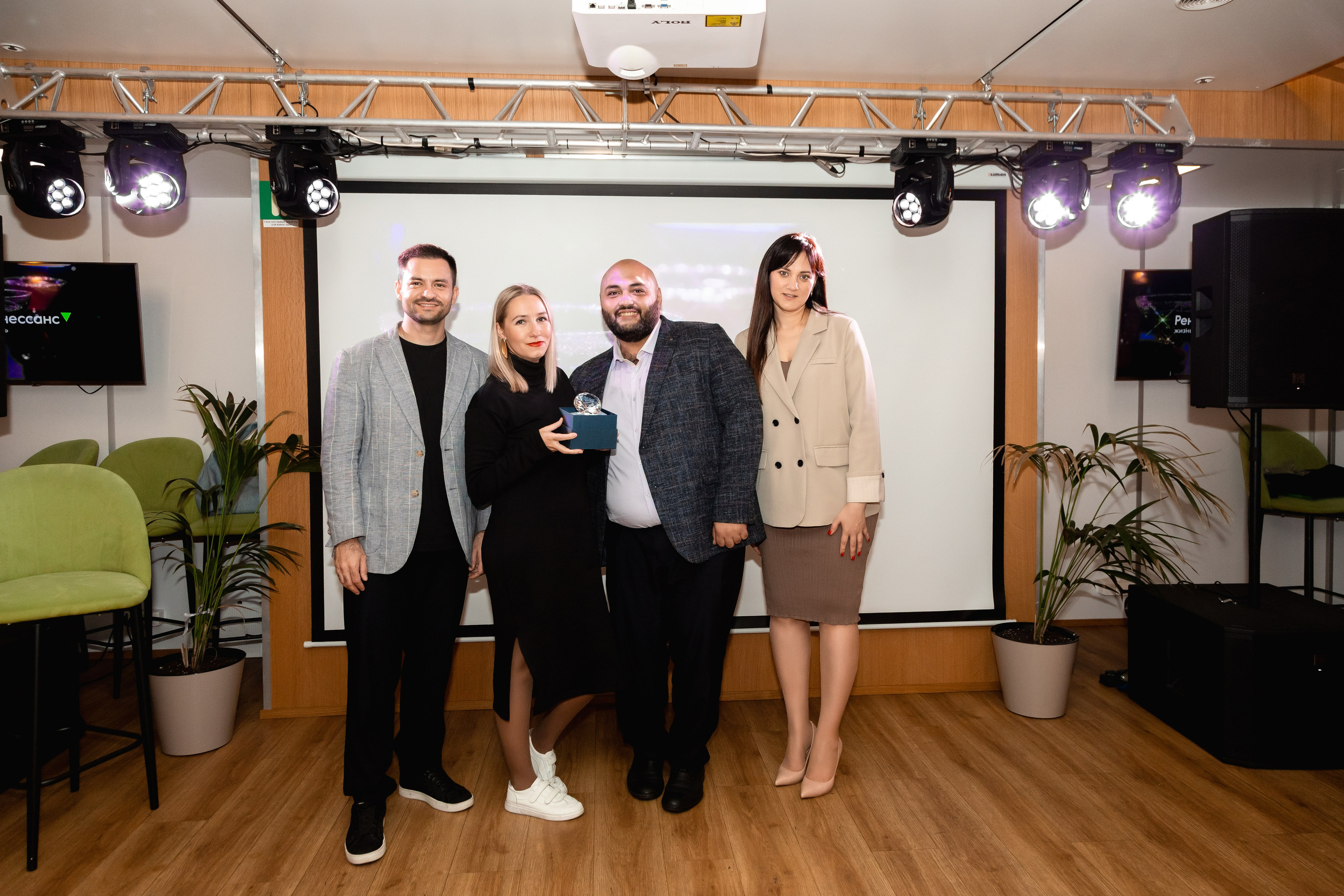 На воде. Главная