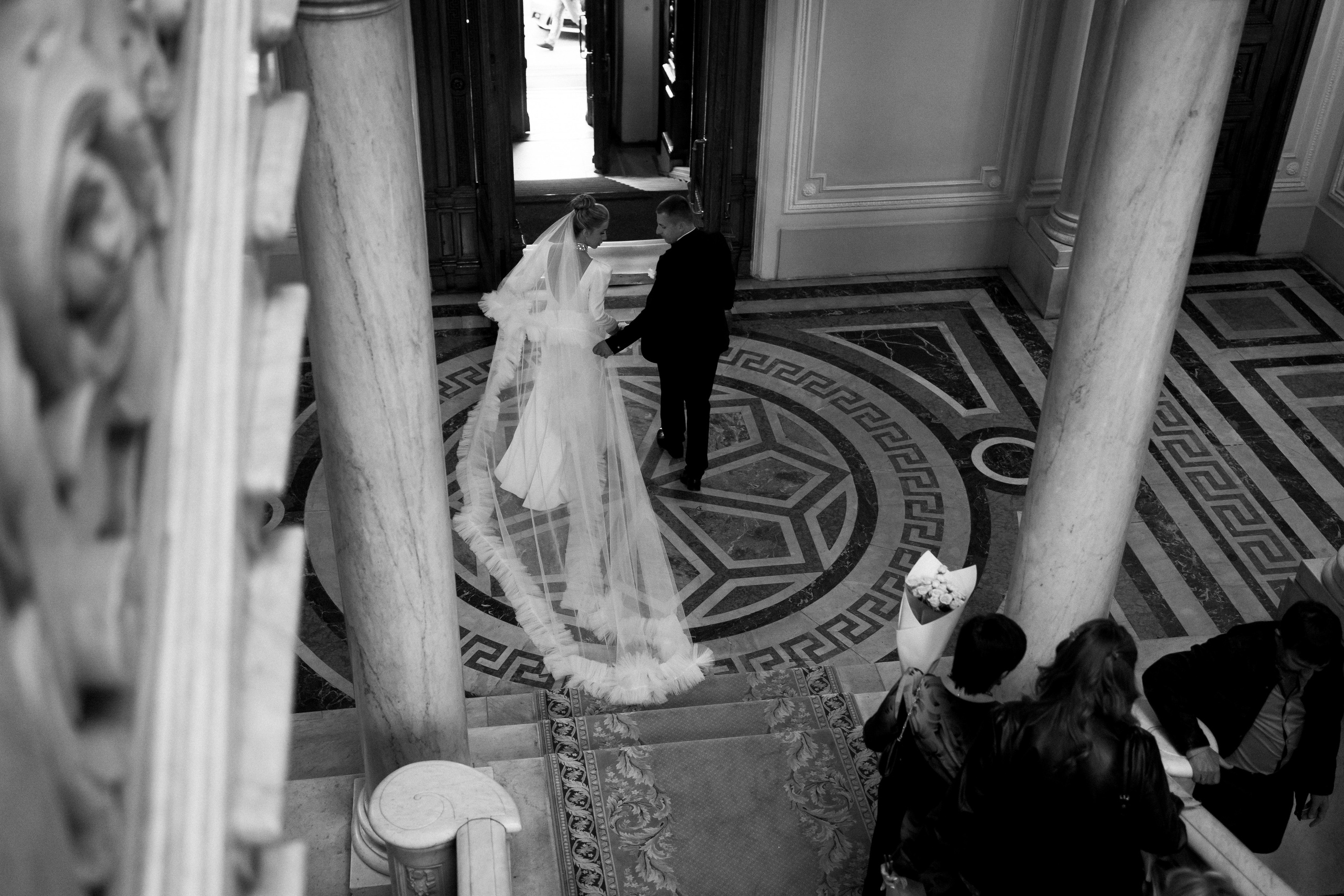 Однажды в летнем саду. Свадебный фотограф в Петербурге Таша Вайб