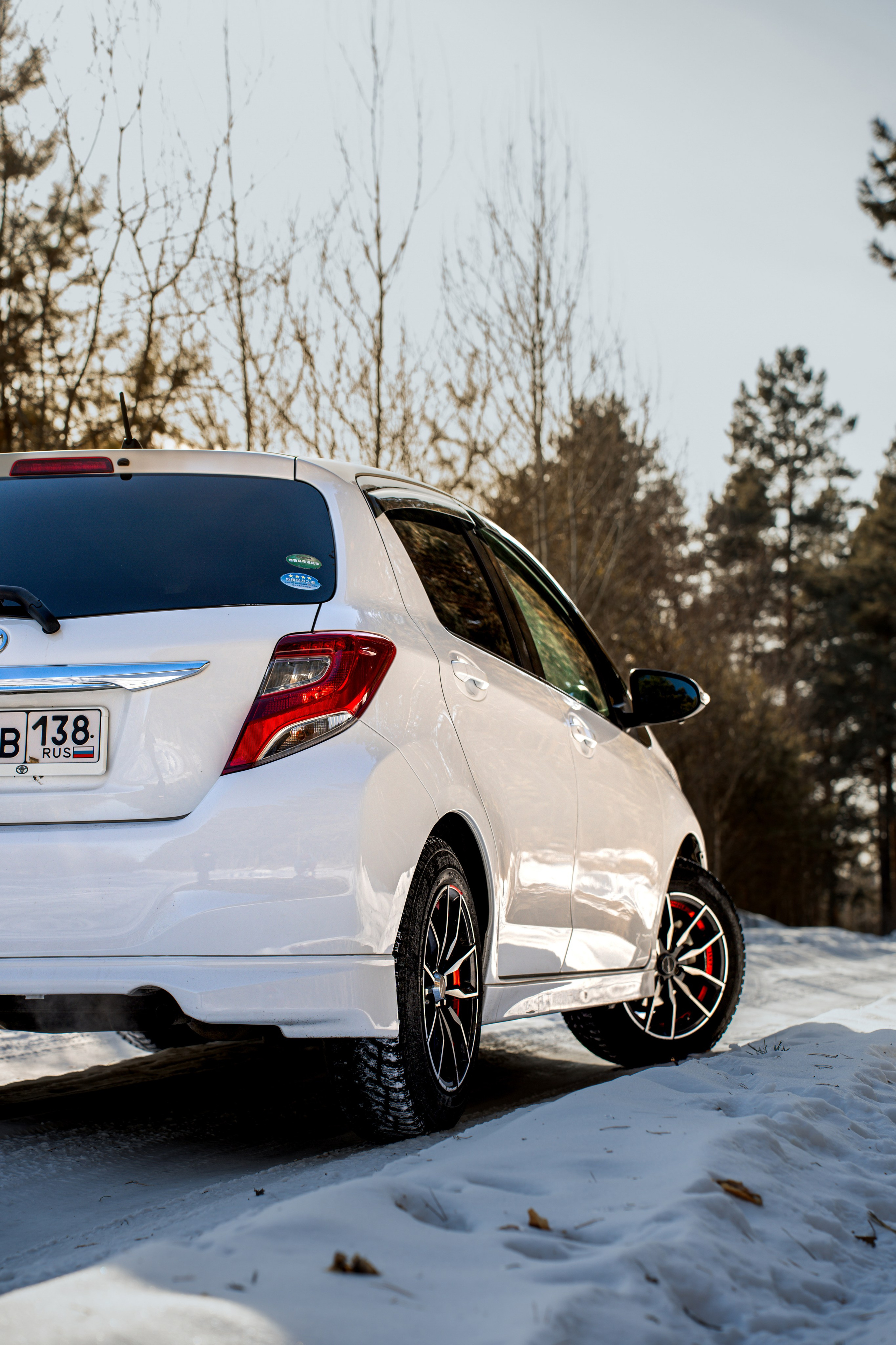 Ульяна и Toyota Vitz 25'. Фотограф, видеограф и пилот дрона на Байкале