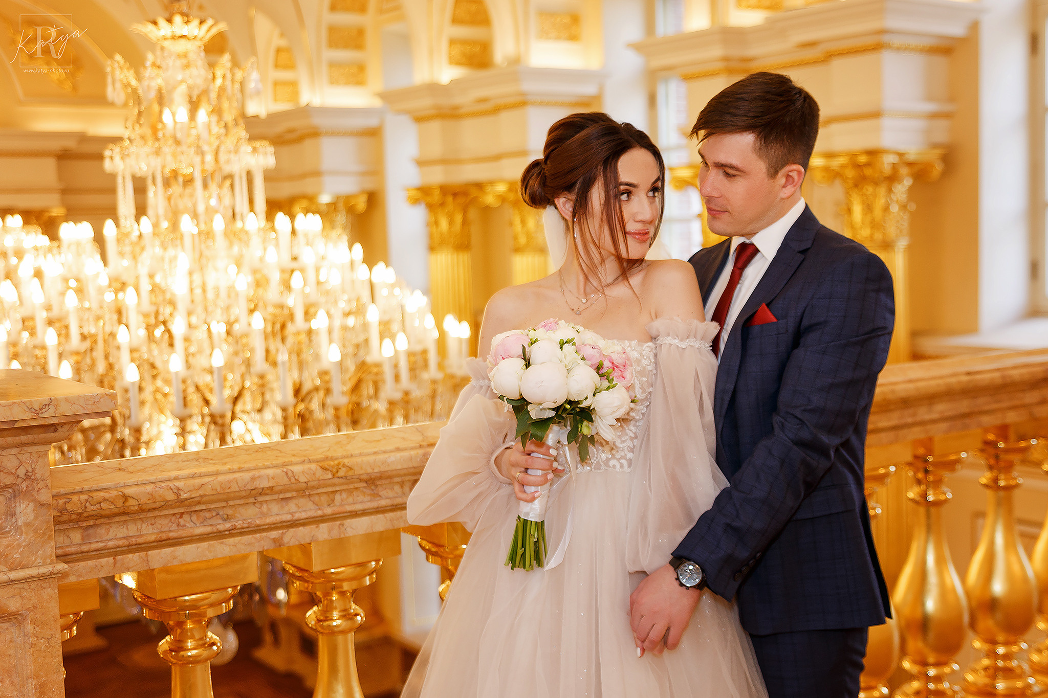 жених и невеста во дворце Царицыно