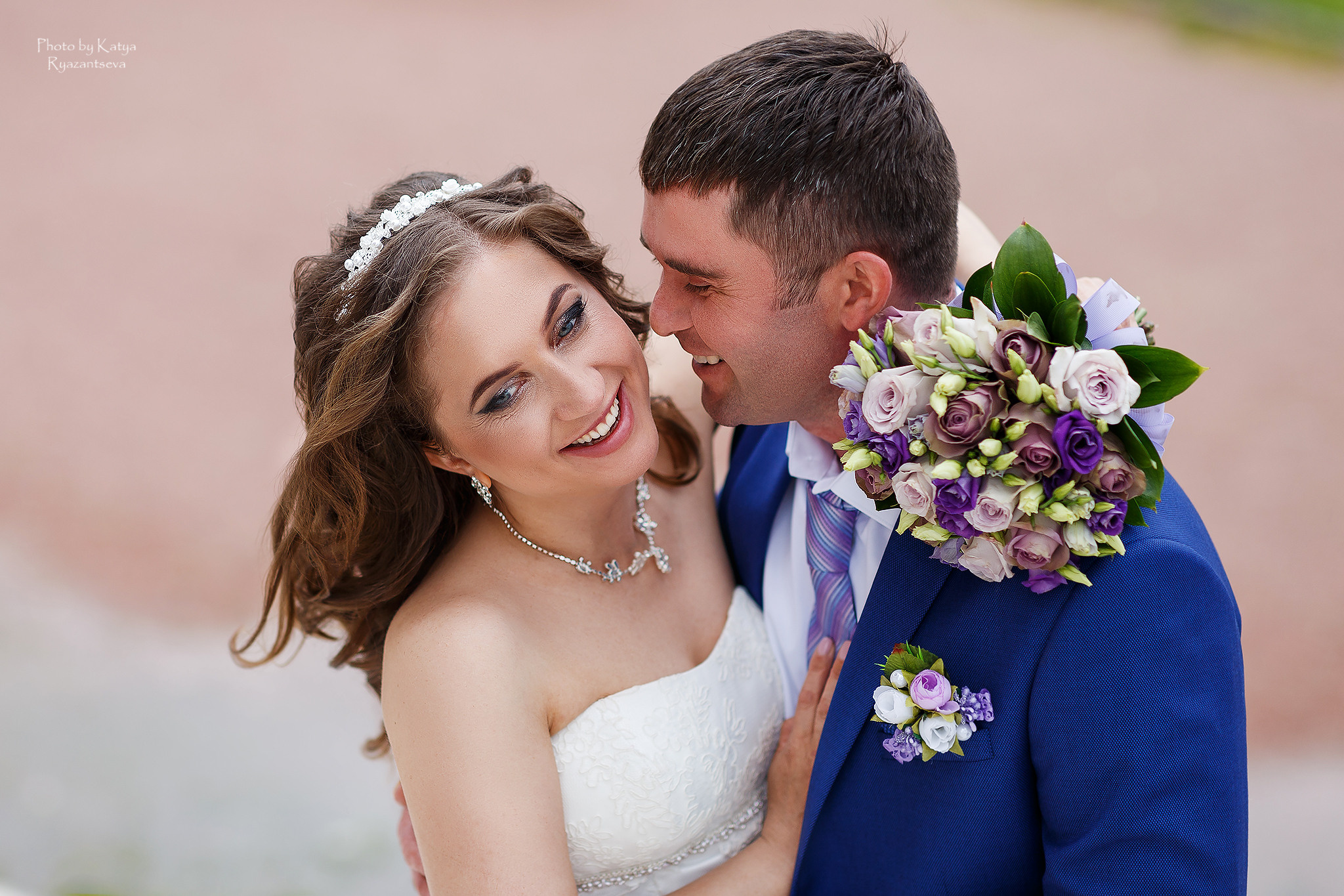 крупный портрет молодожёнов