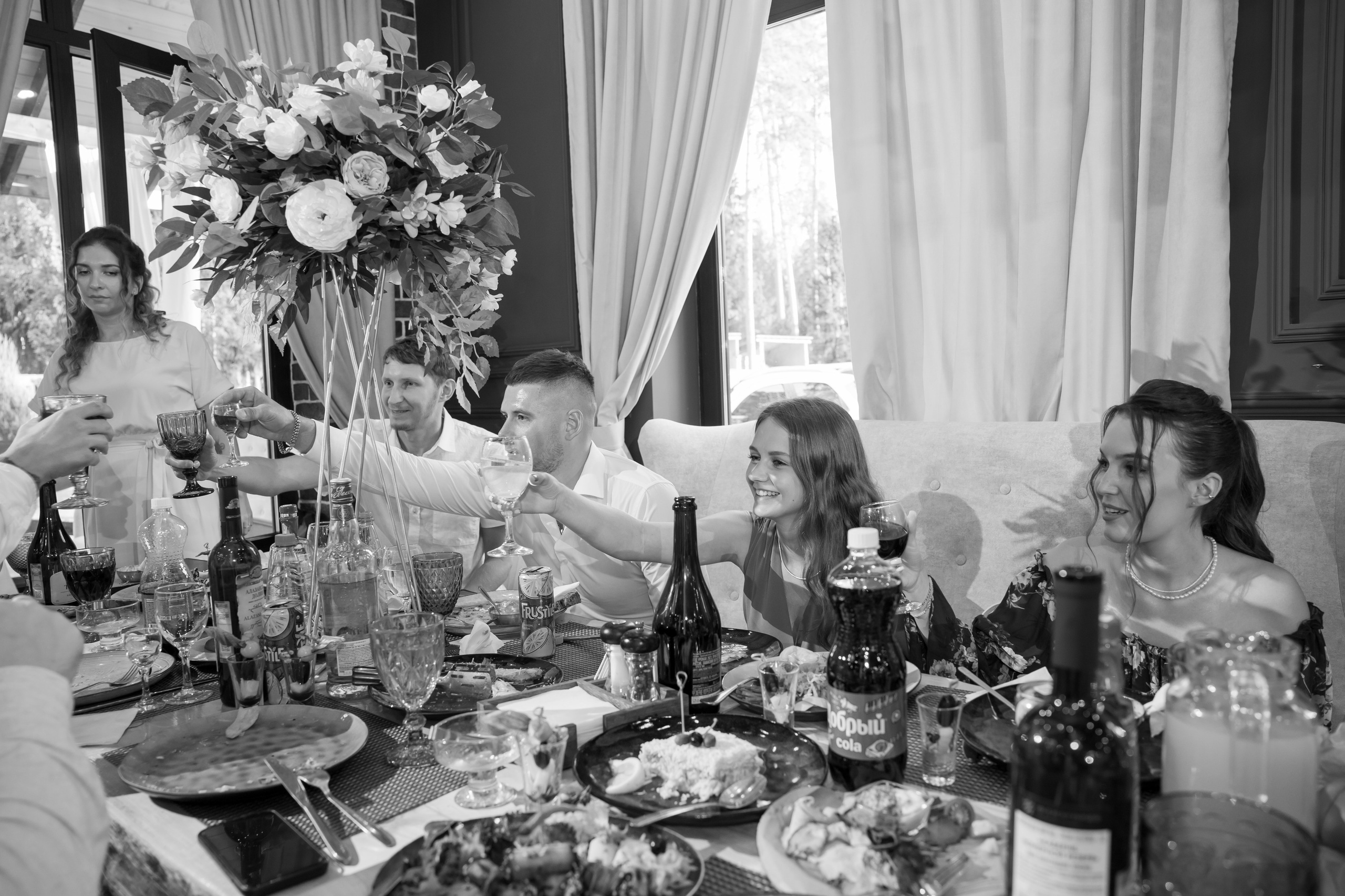 Полина и Дмитрий, загородный клуб «Барин», ЗАГС в г. Пушкино. Свадебный и репортажный фотограф (Москва, Королев и другие)