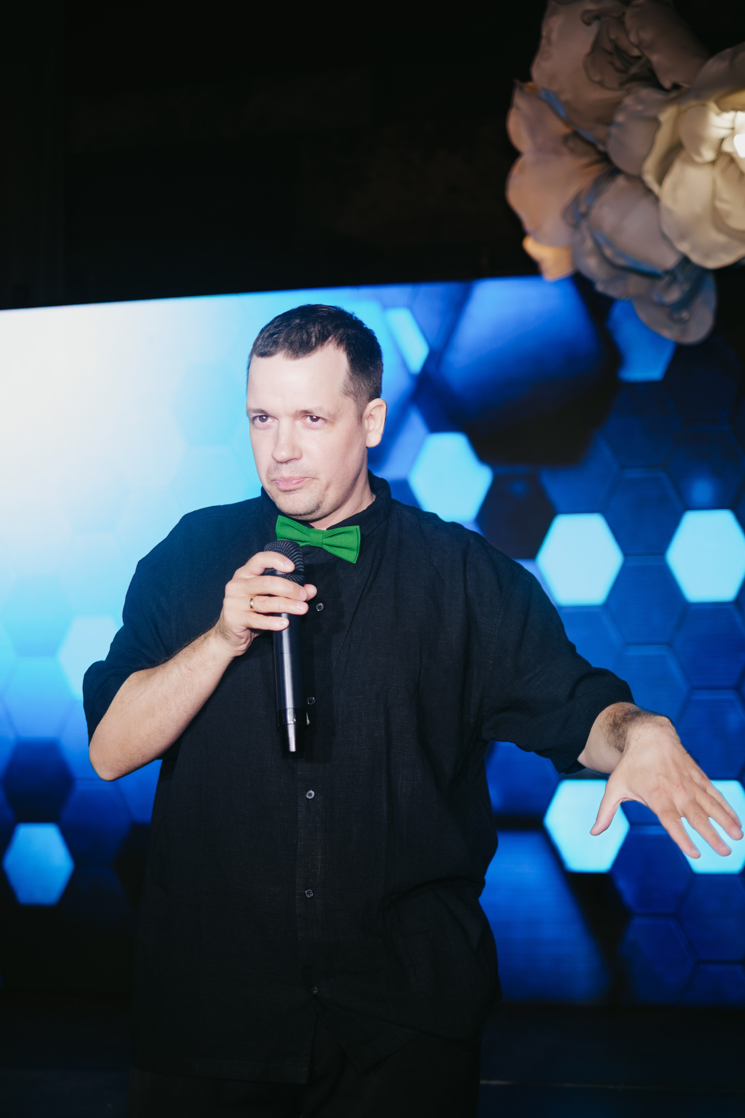 Корпоратив в Сириусу (Адлер) 10 лет компании. Свадебный фотограф Денис Ожигин в Краснодаре и крае. Эмоциональная и стильная съемка вашего дня