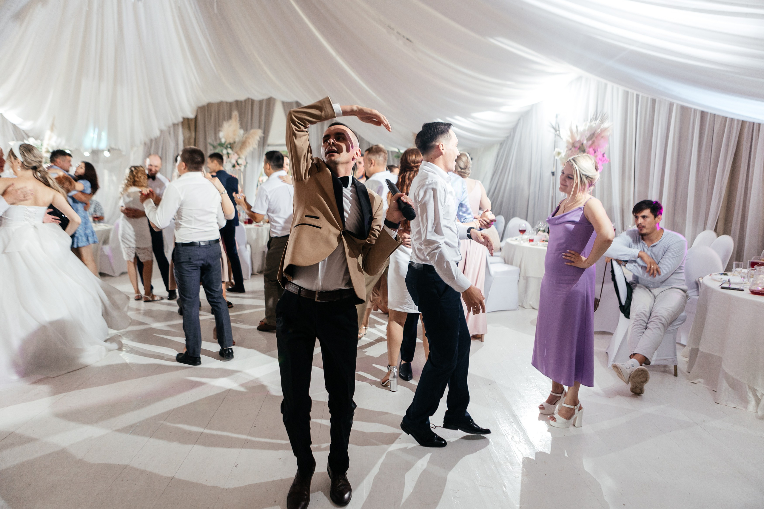 Свадебный фотограф Уфа — Руслан ГабдлисламовЖивые эмоции, красивые кадры, воспоминания на всю жизнь.Работаю по всей Республике Башкортоста. Свадебный фотограф Уфа Руслан Габдлисламов