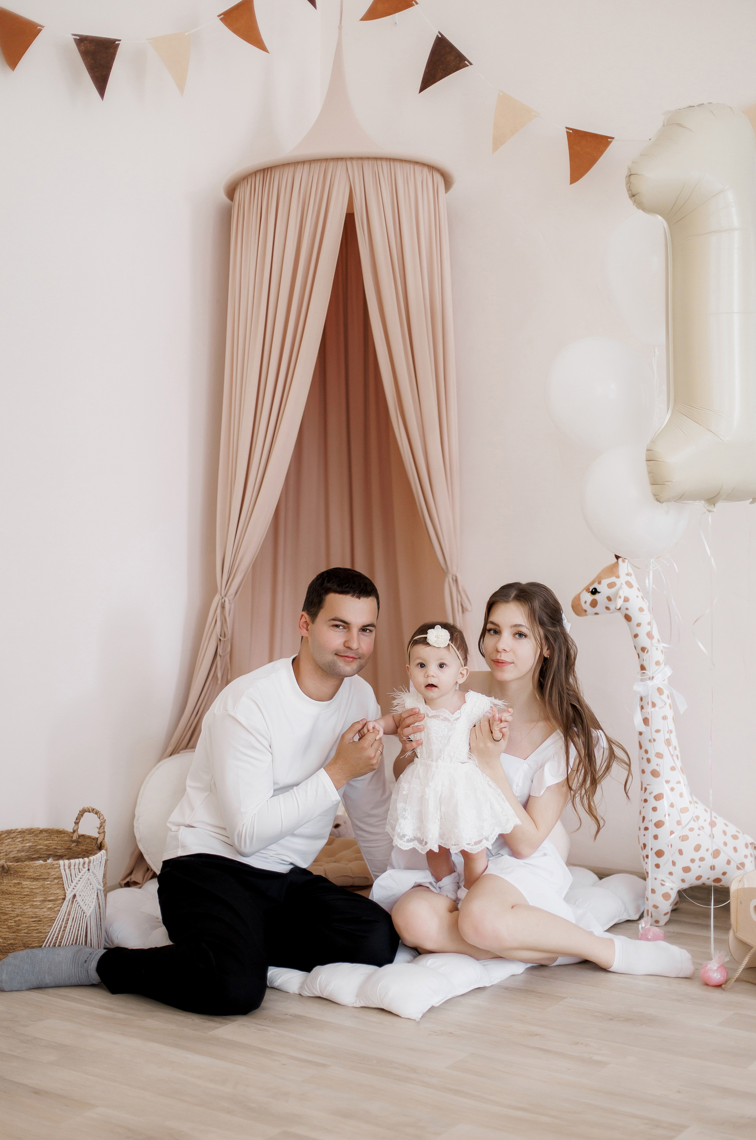 Егор, Ксюша и Есения. Свадебный и портретный фотограф в Миассе Филиппенко Дарья