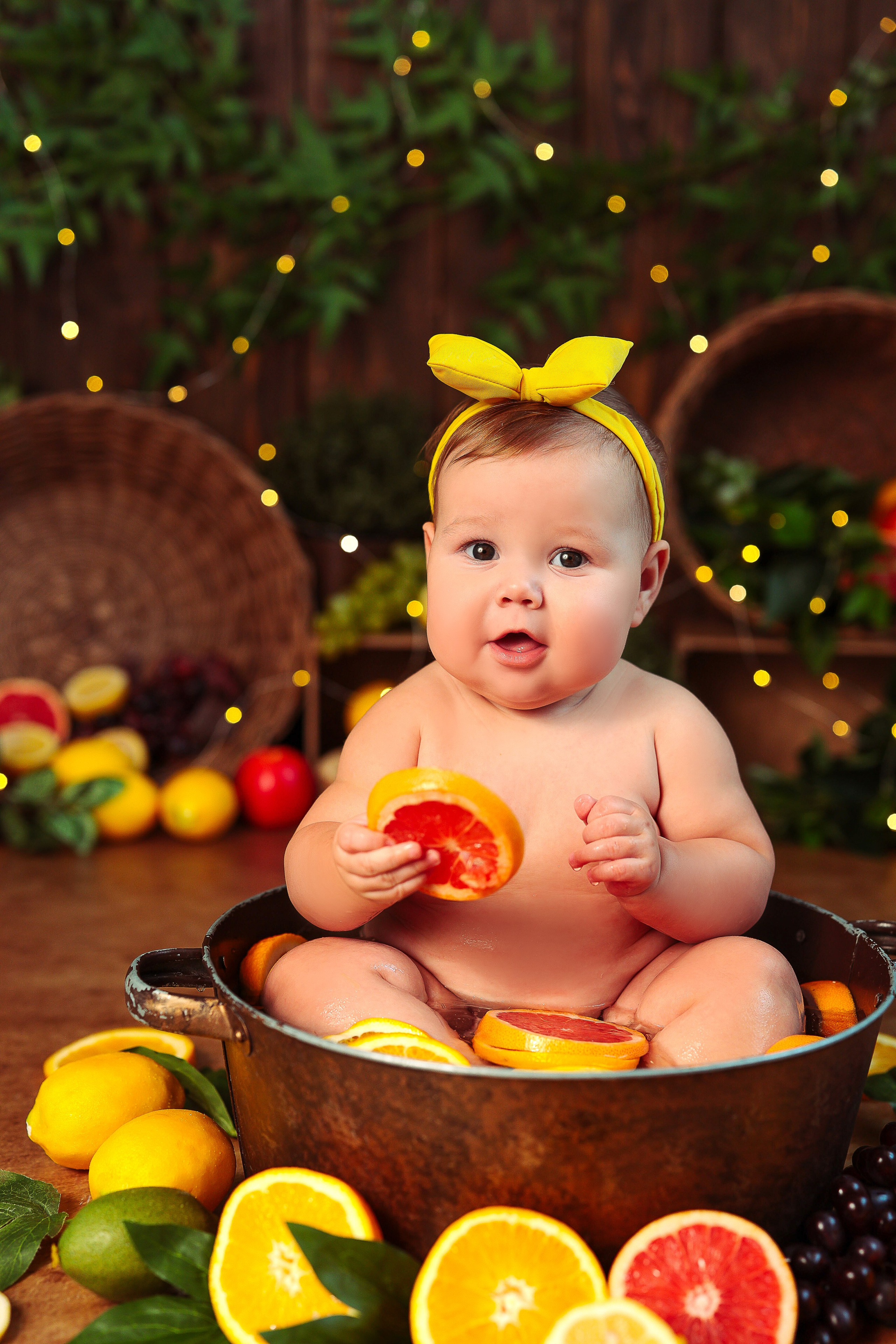 Малышки Антураж