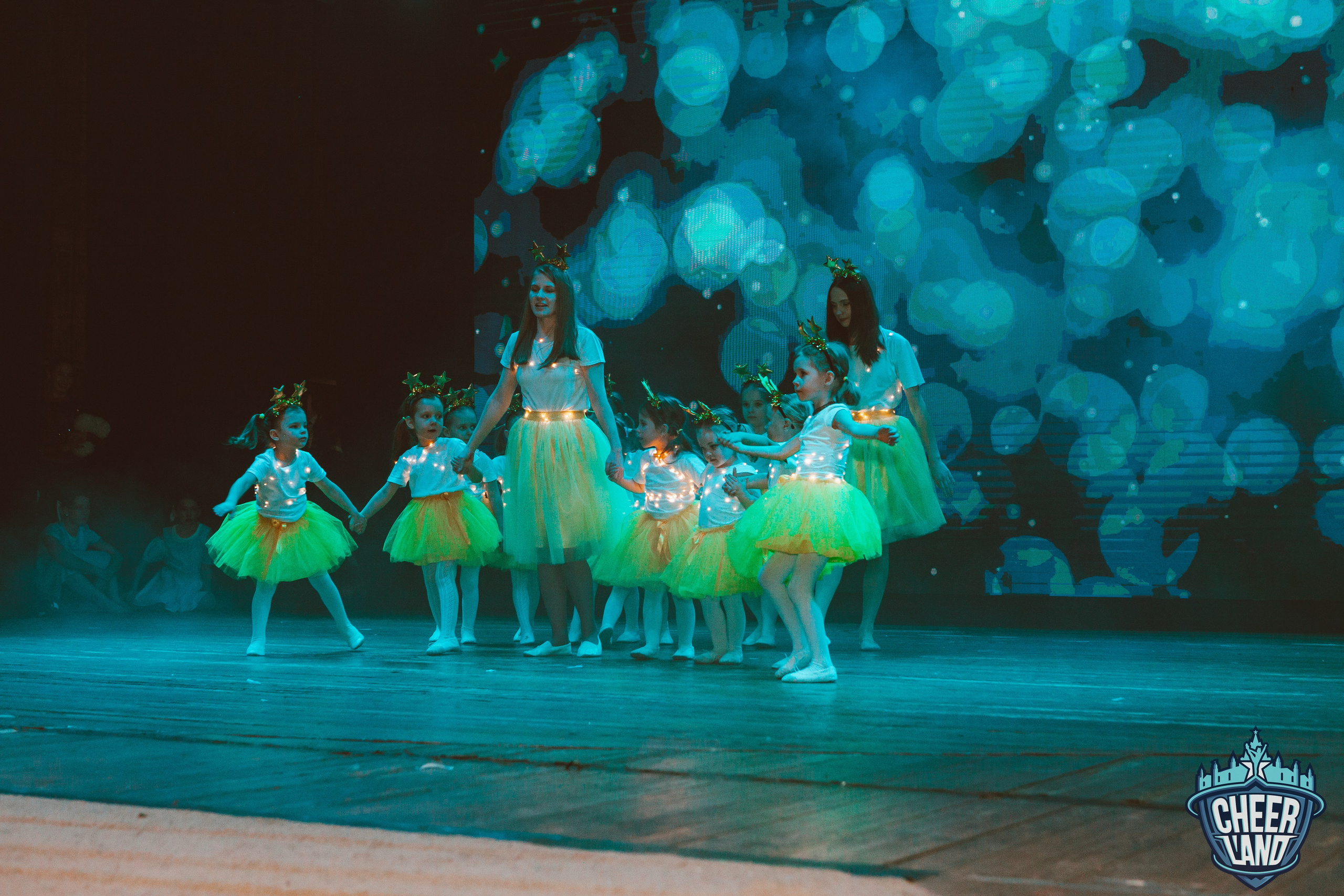 КОСМИЧЕСКОЕ НОВОГОДНЕЕ ПУТЕШЕСТВИЕ «CHEER LAND». Репортажный, семейный, свадебный, портретный фотограф