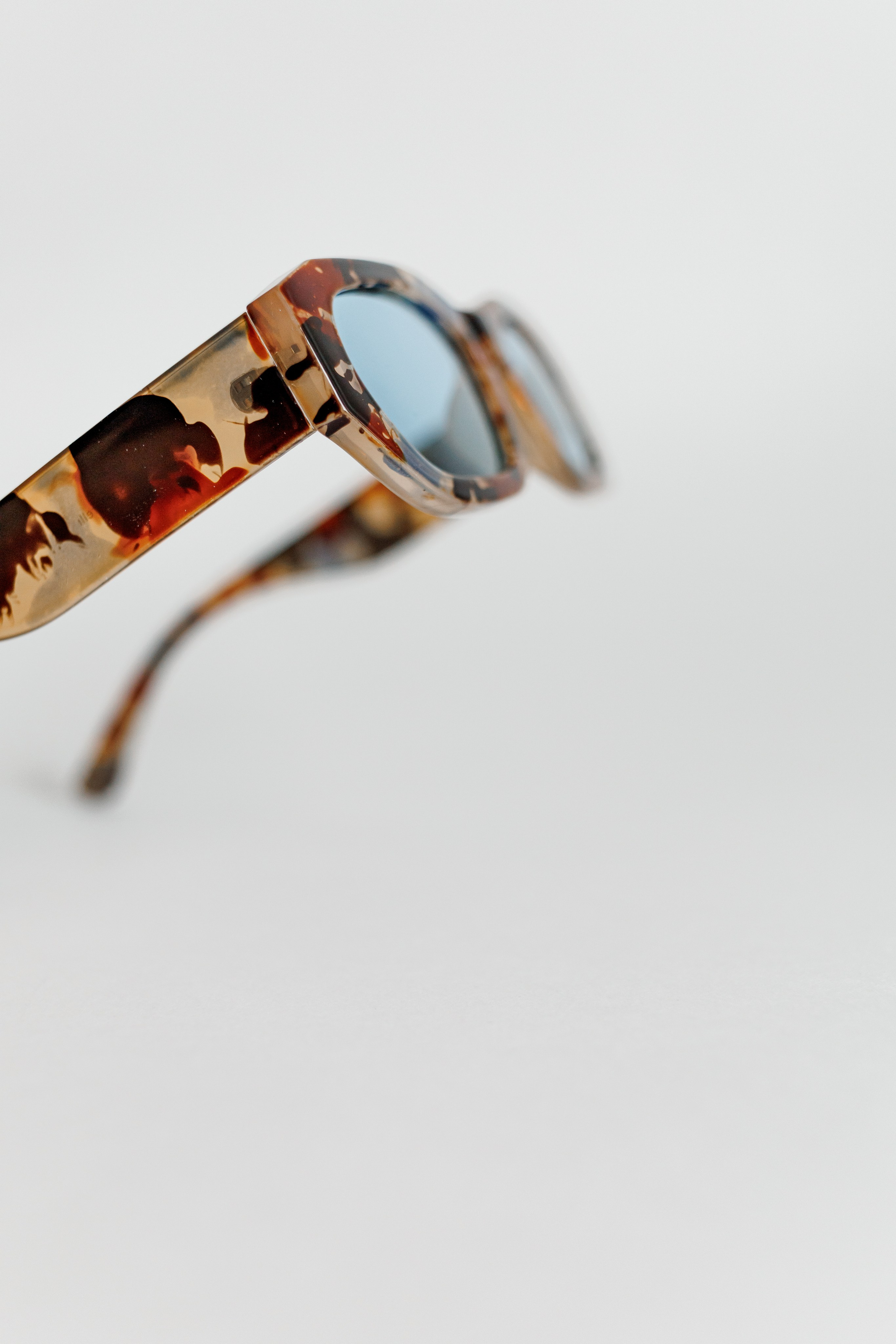 Каталожная съёмка (солнечные очки). КОНТЕНТ ФОТОГРАФ