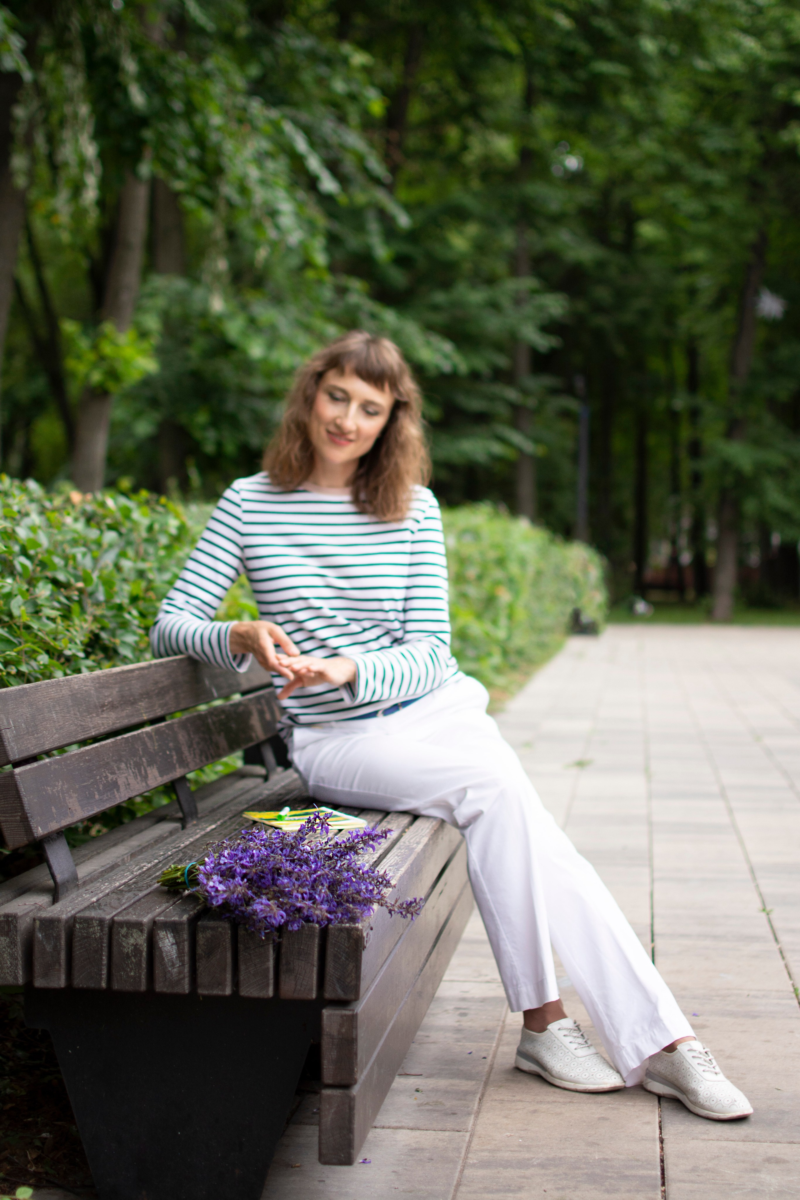 Марина прогулка в Быхановом саду. Семейный и детский фотограф в городе Грязи Олеся Огурцова